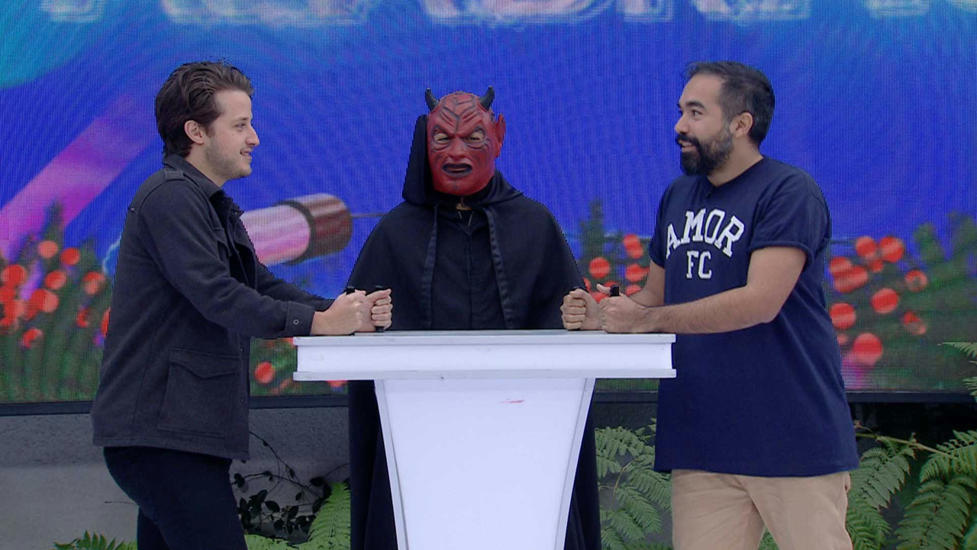 ¡El verdugo los ayudó a calentarse con toques de Guerra de Palabras!