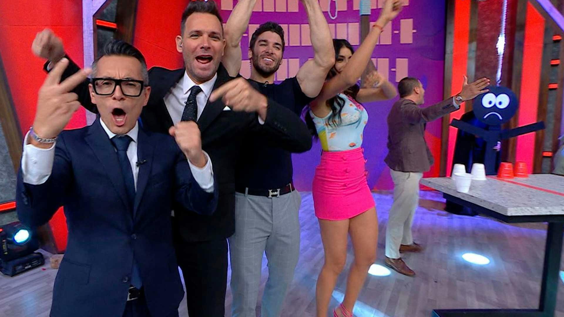 ¡En el último instante lograron adivinar la frase en el 'Ahorcado'!