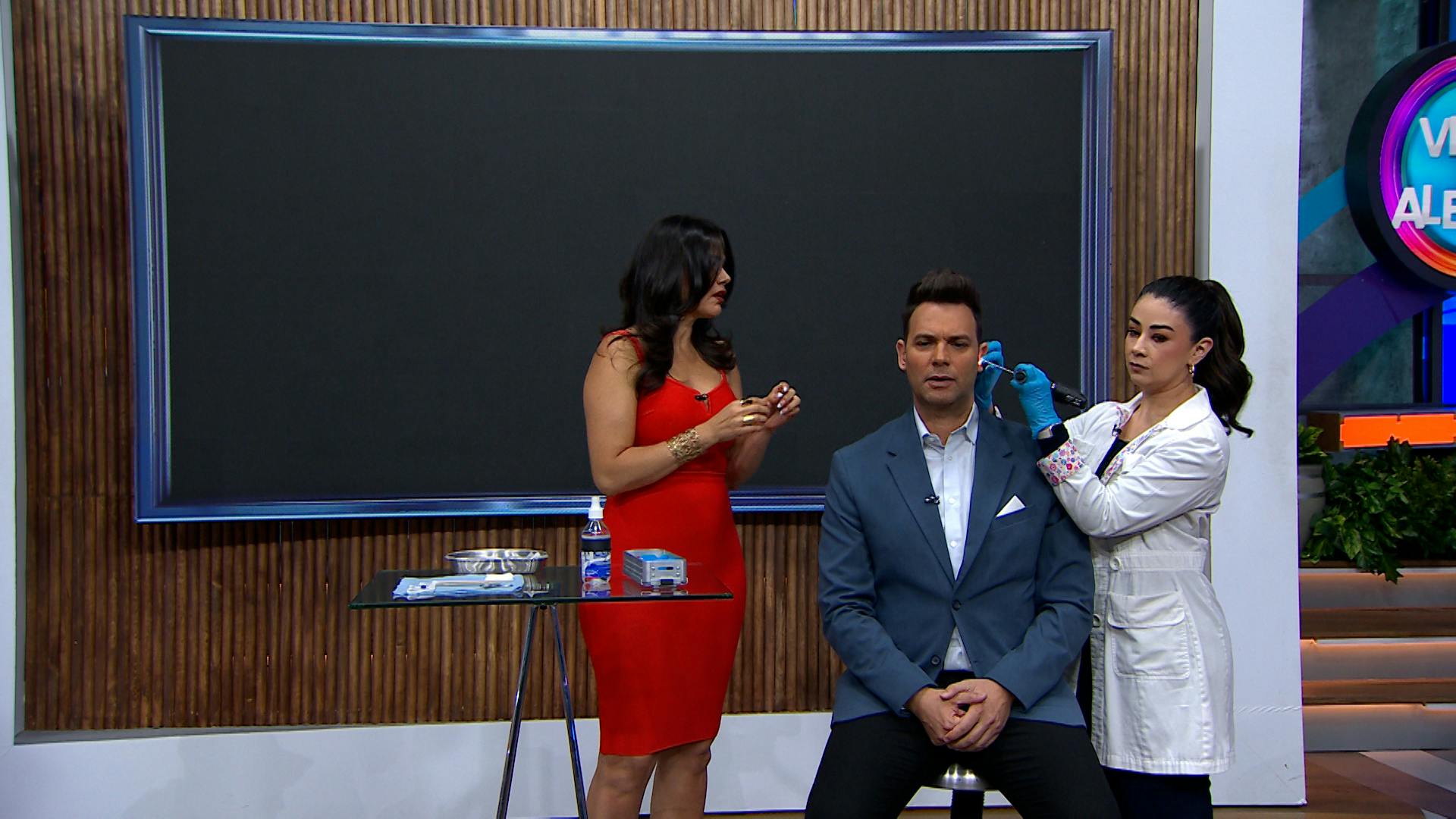 La especialista nos explica la manera correcta de limpiar los oídos