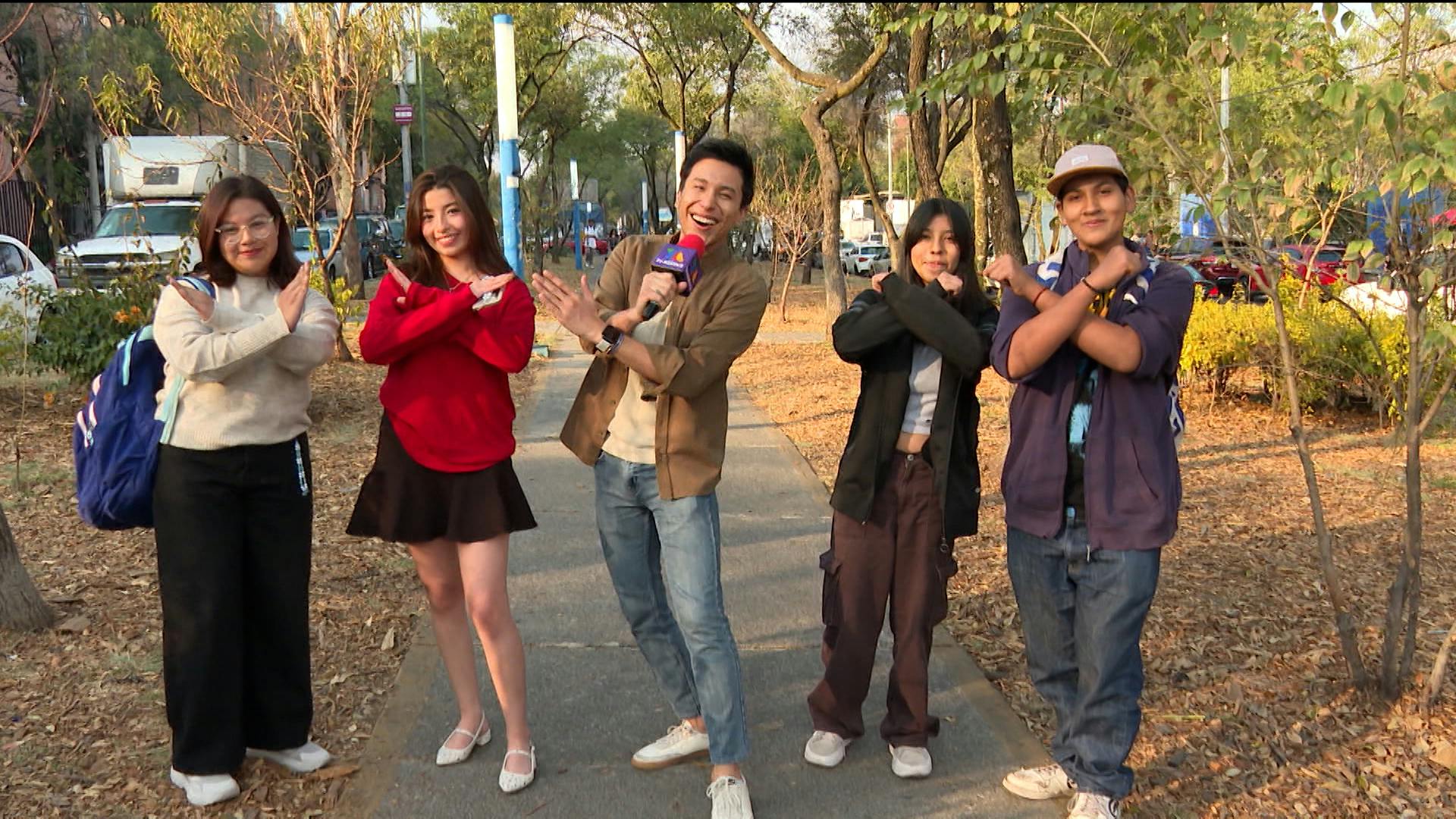 Jueves de "echar chal", Jessy Portillo entrevistó a la gente en ¡Escupe Lupe!