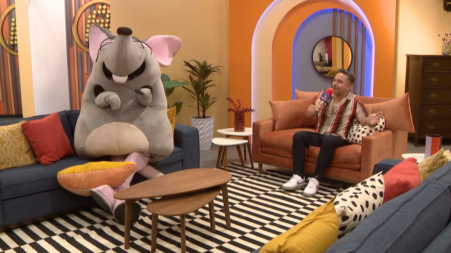 Alex Bisogno reporta desde la comodidad de la casa de La Academia