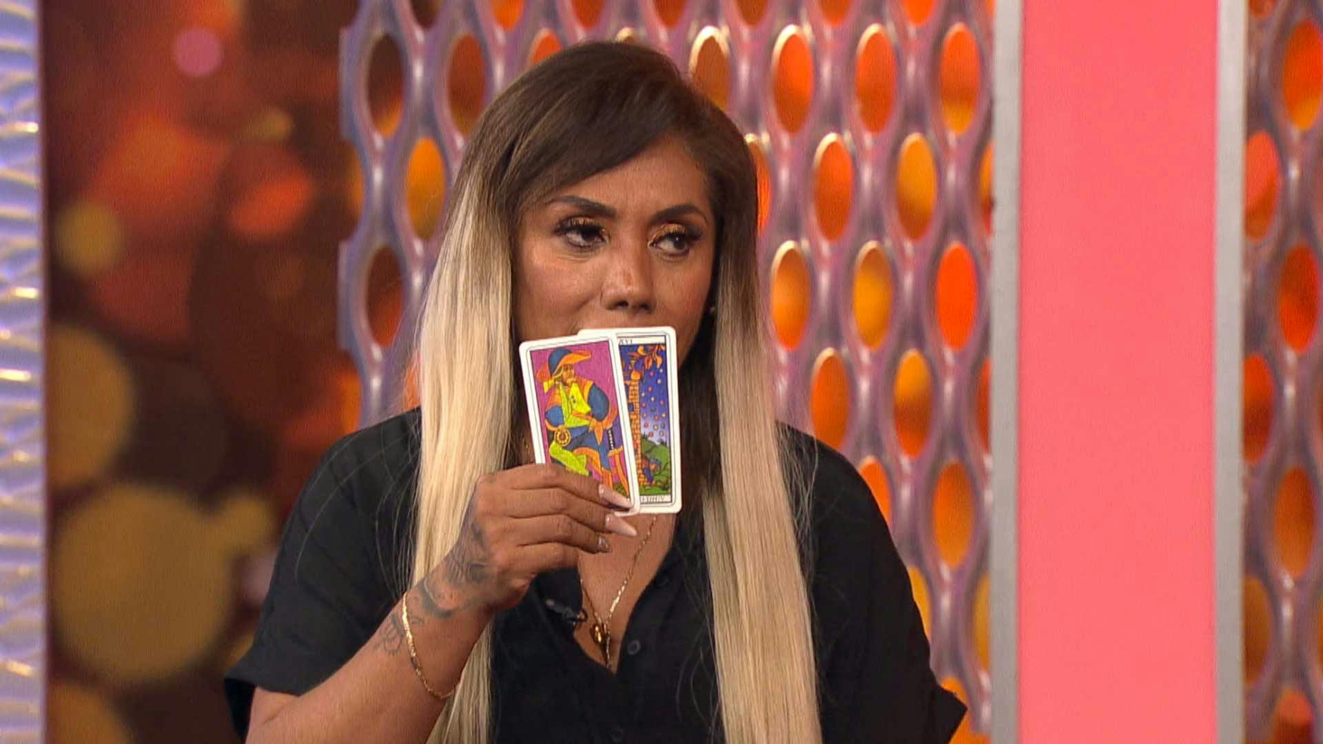 ¡La Bruja Zulema trajo todas sus predicciones! ¿Qué le preguntamos y qué nos respondieron? ¡Chécalo!