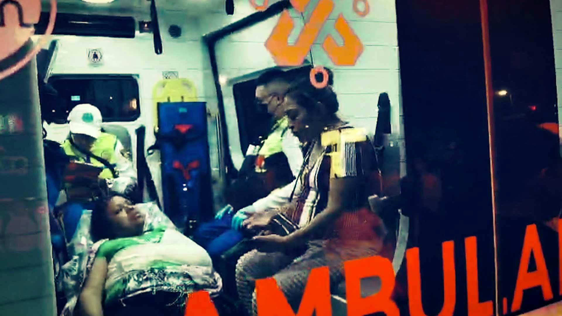 Madre e hija viajaban en scooter cuando fueron arrolladas por un auto deportivo