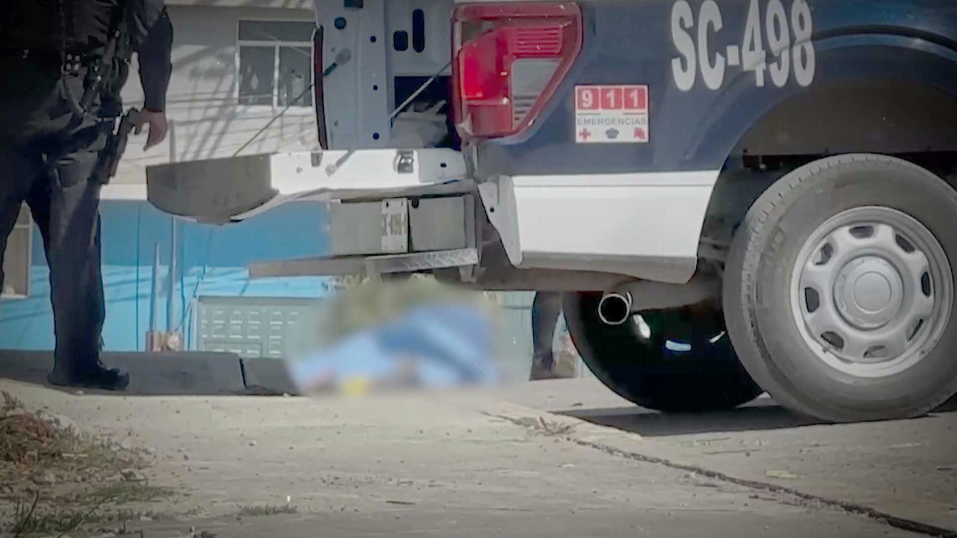 Encuentran cuerpo frente al bachilleres Tultitlán... Vecinos escucharon disparos