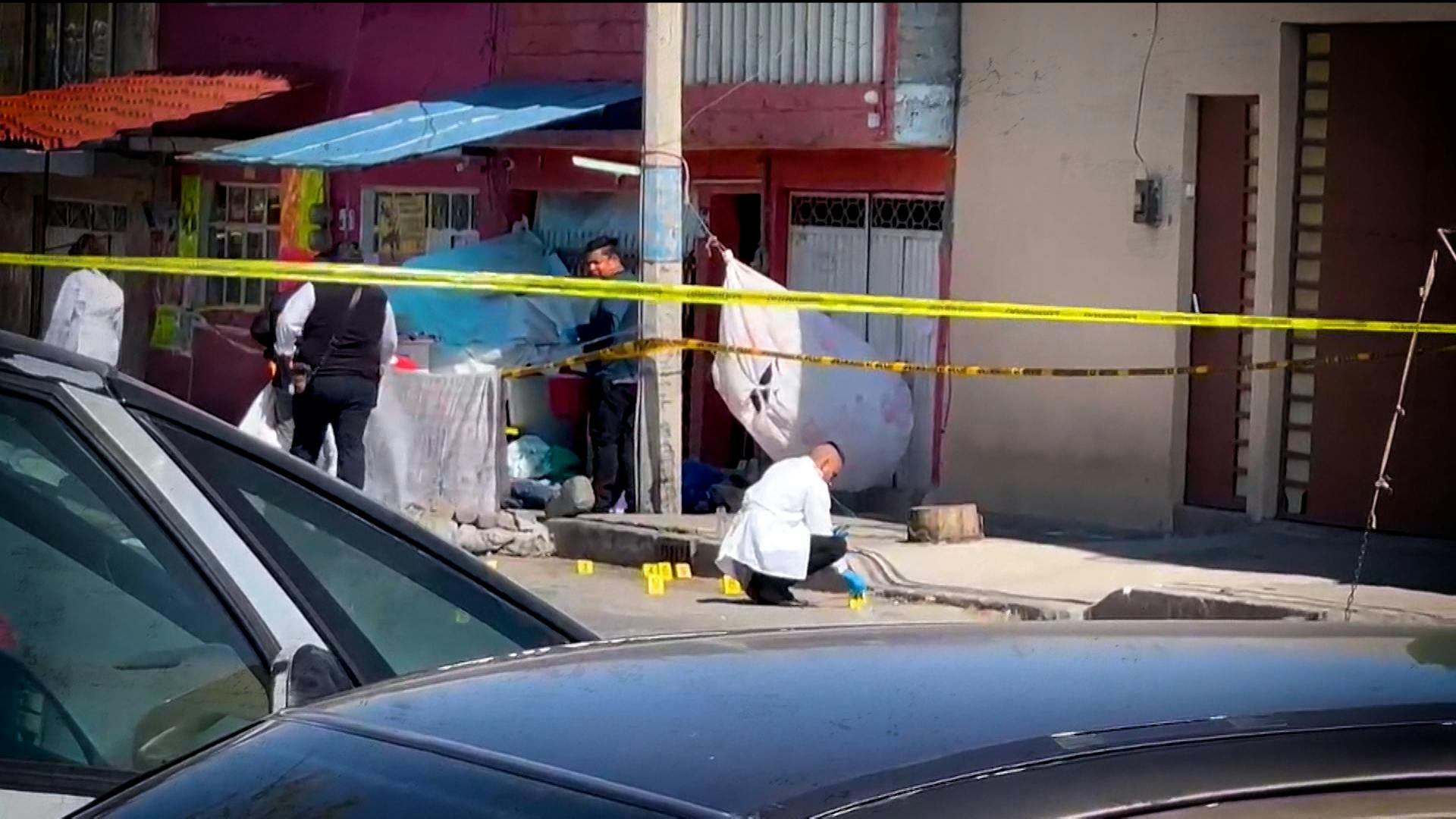 Vecinos escucharon disparos... ¡Los madrugaron antes de ponerse a chambear!