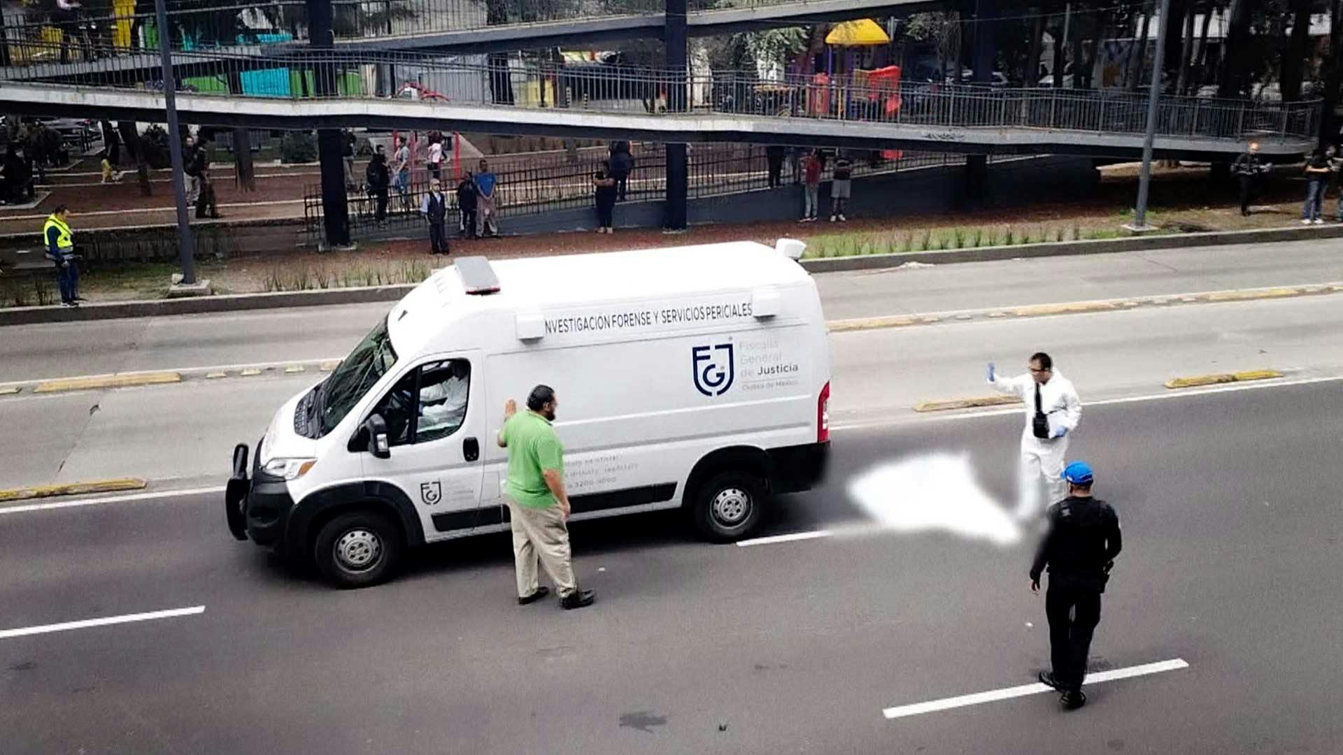 ¡A este abuelito la muerte se lo llevó por no cruzar puente peatonal!