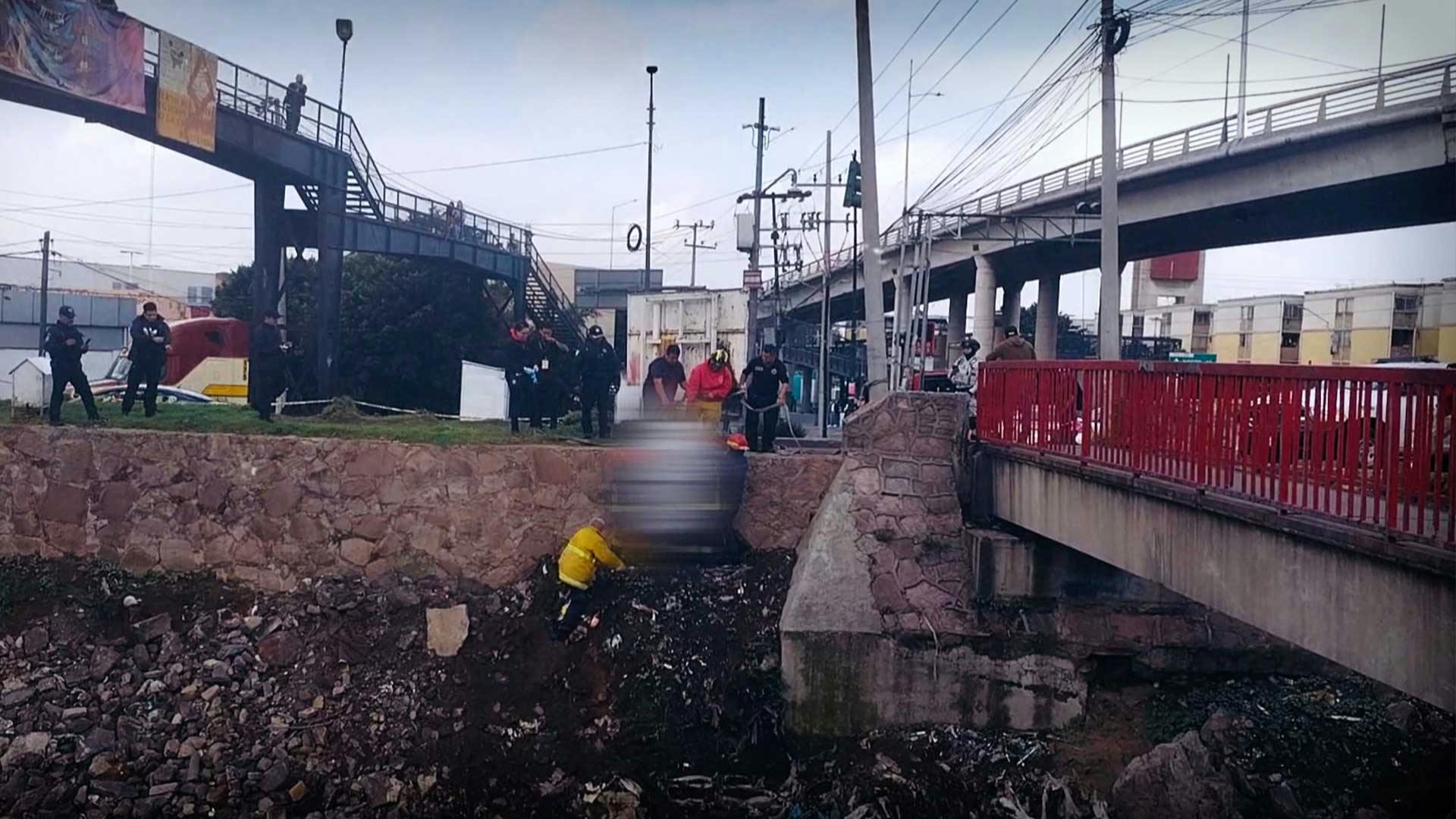 ¡Encuentran cuerpo de un hombre flotando en el Río de los Remedios!