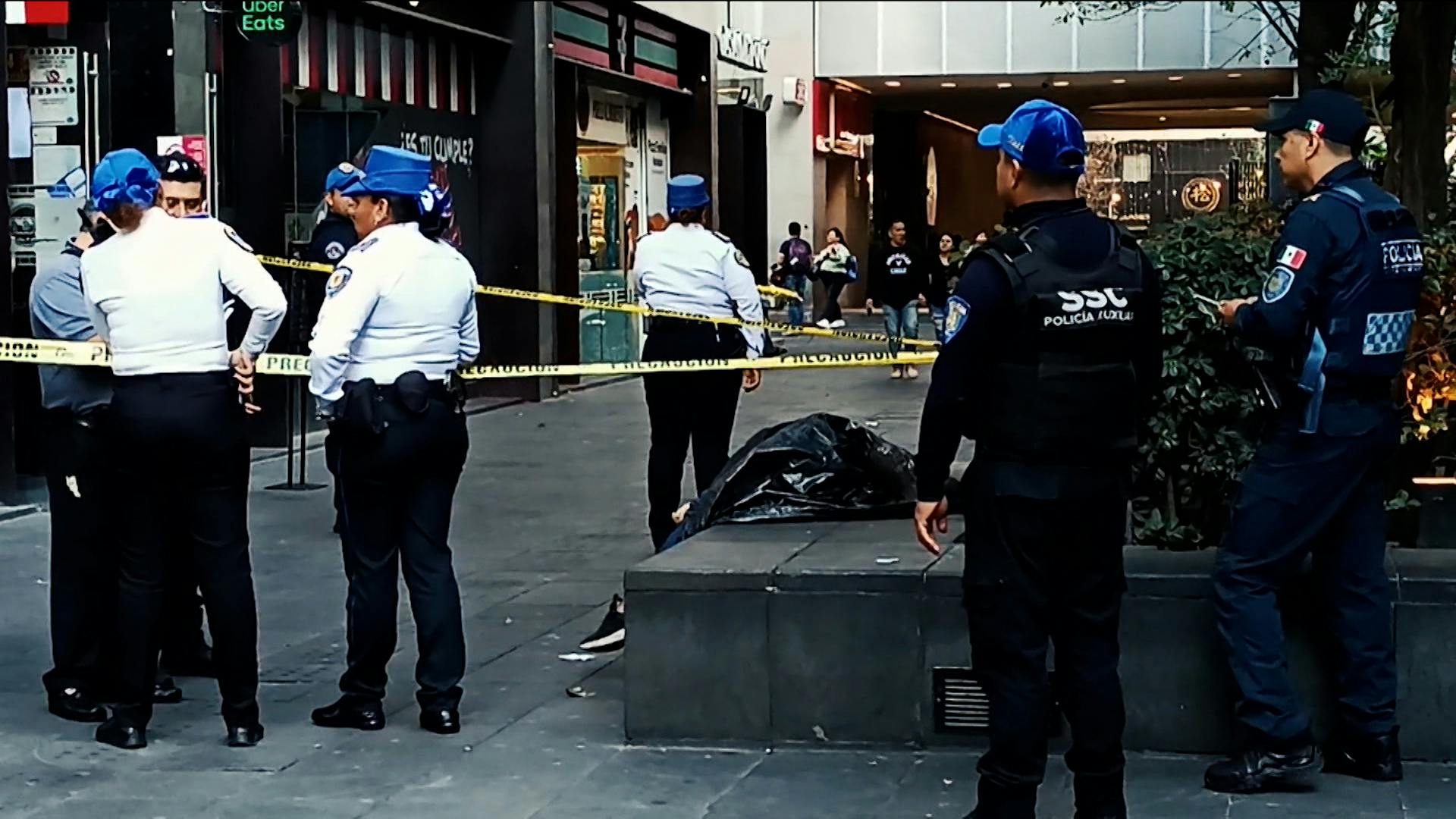 Un hombre falleció afuera de la Secretaría de Relaciones Exteriores