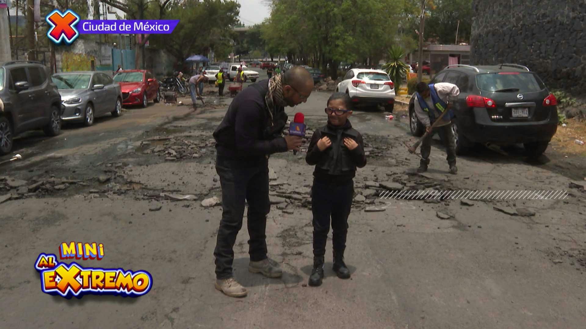 El Diablo y mini Diablito atendieron denuncias de baches