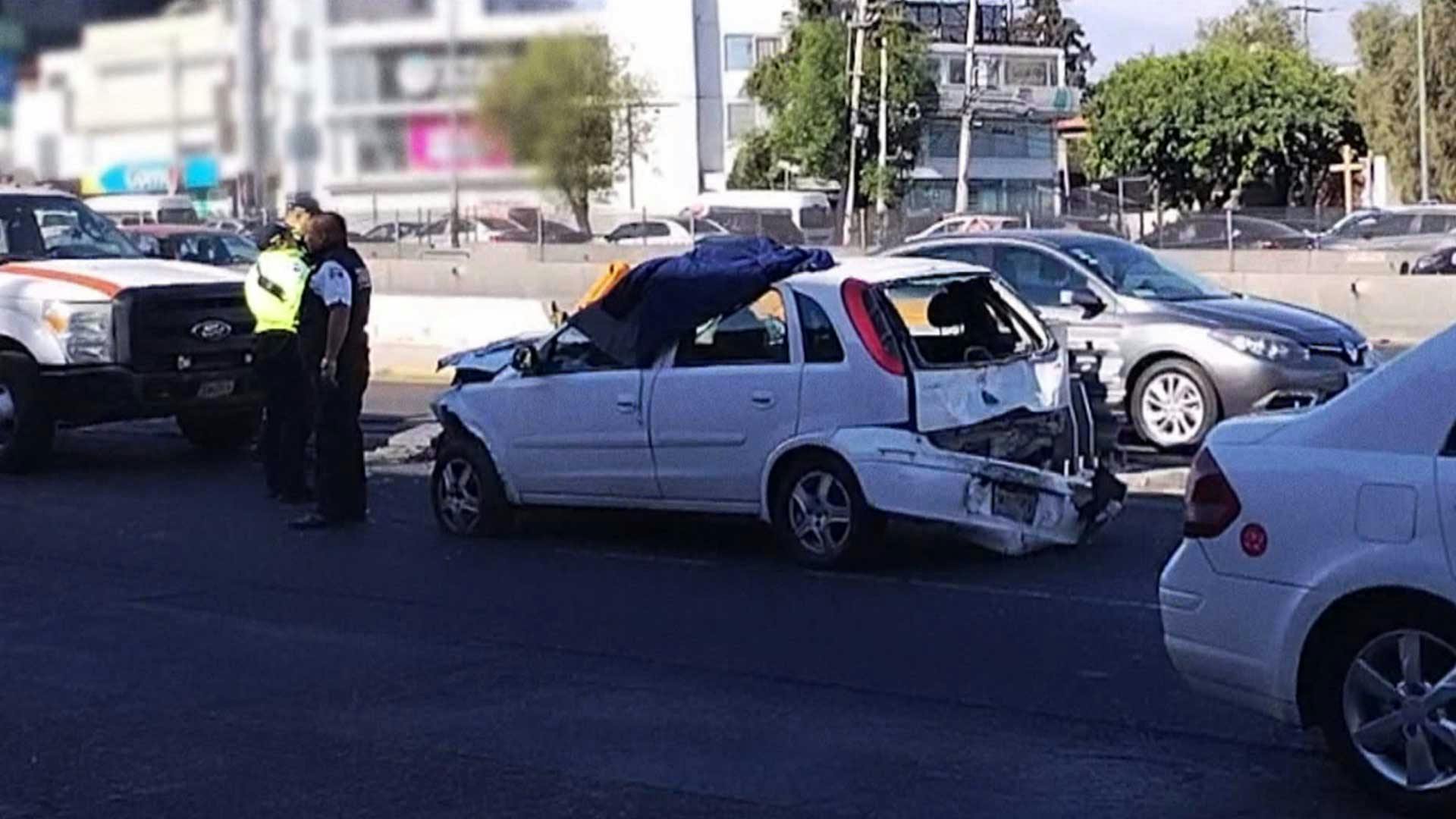 Un automovilista pierde la vida después de estrellarse en periférico