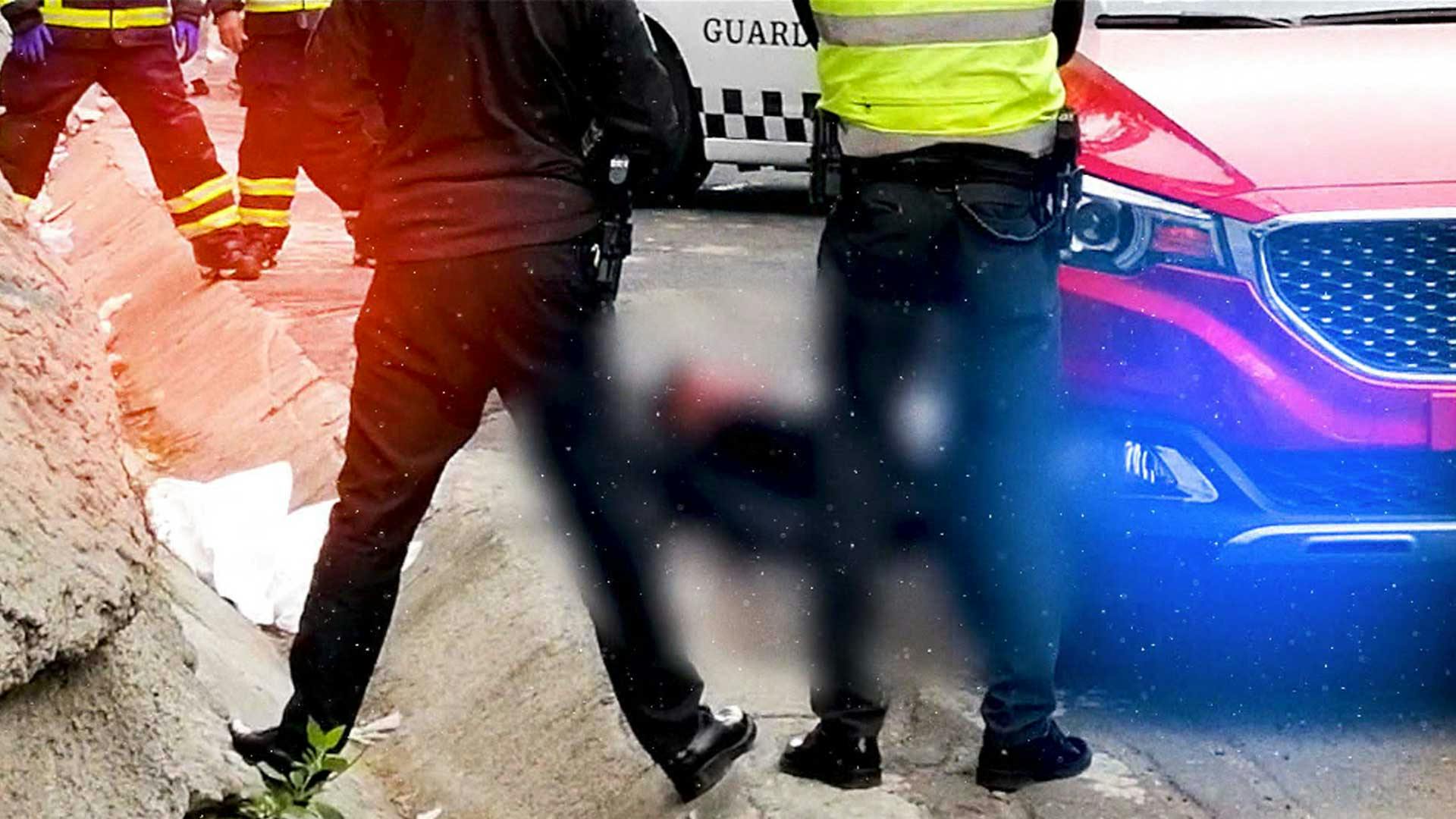 Lo embistieron y arrastraron por varios metros, para terminar sin vida