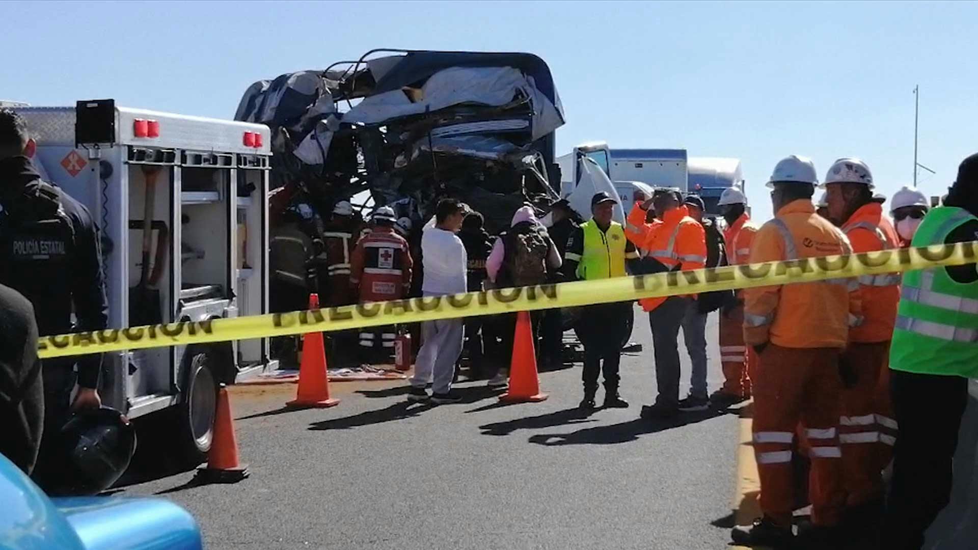¡Terrible accidente se vivió en el Circuito Exterior Mexiquense!