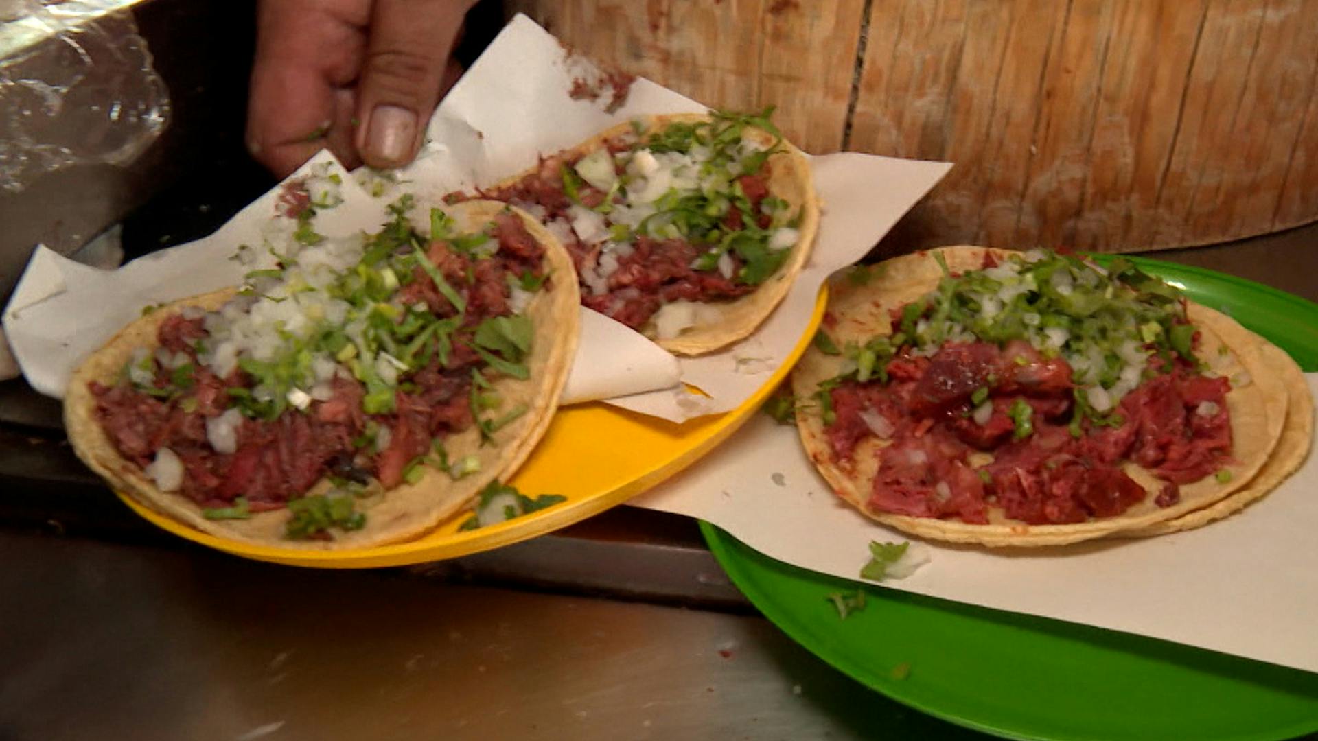 250410_13_ent_n_emo_1_azteca / Al extremo programa