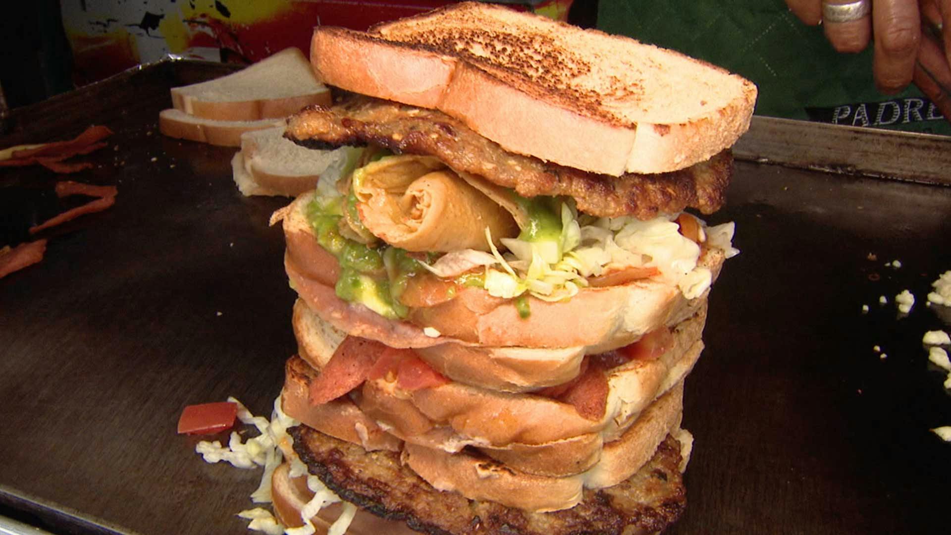 Los sándwich de "El Güero y el Gato" son una delicia que no te puedes perder