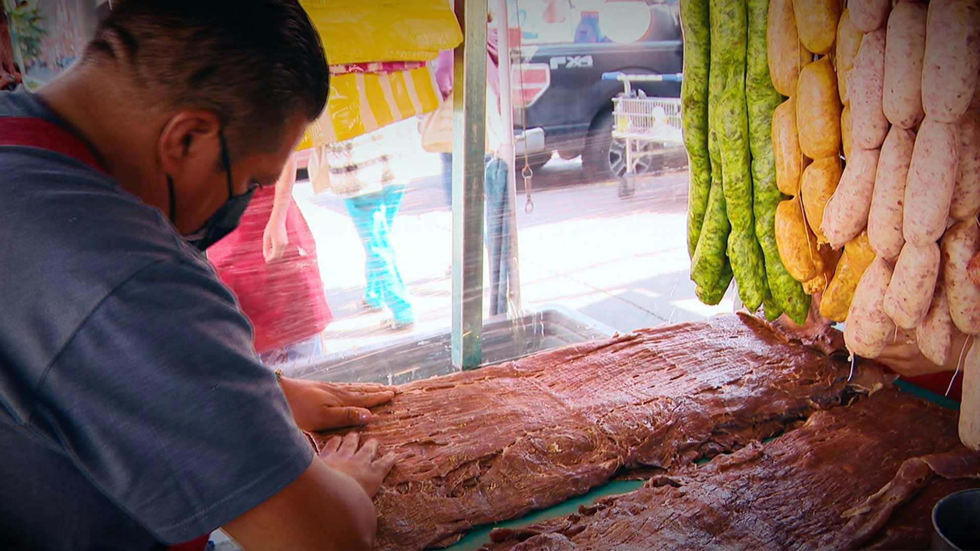 Taquitos de cecina "El Pariente", una delicia que no te puedes perder