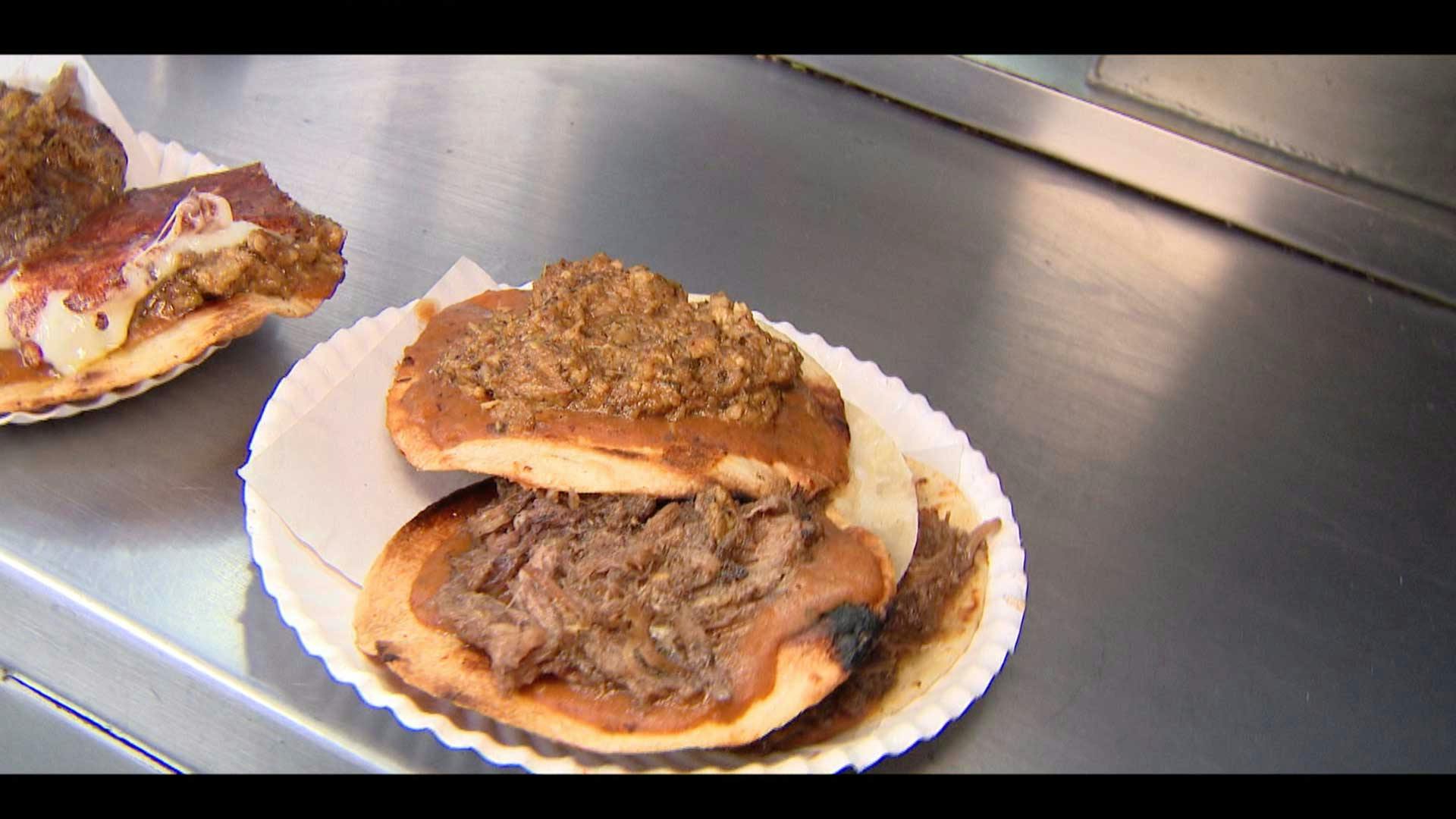 Tacos de chicharrón norteño con las tres B... ¡la pura sabrosura!
