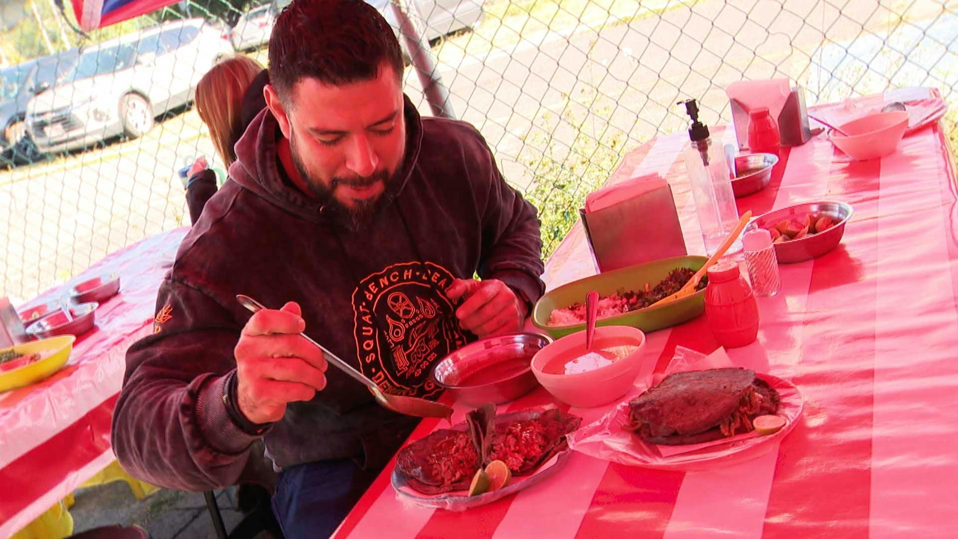 ¿Antojo de Barbacoa de hoyo? ¡Garantizada por La pura sabrosura!