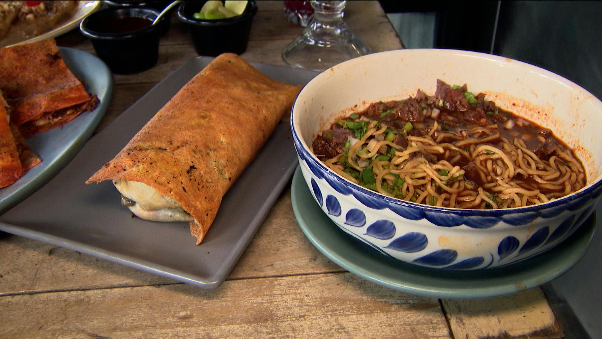 ¡Rahmar se fue a 'clavar el diente' y encontró una birria sensacional!