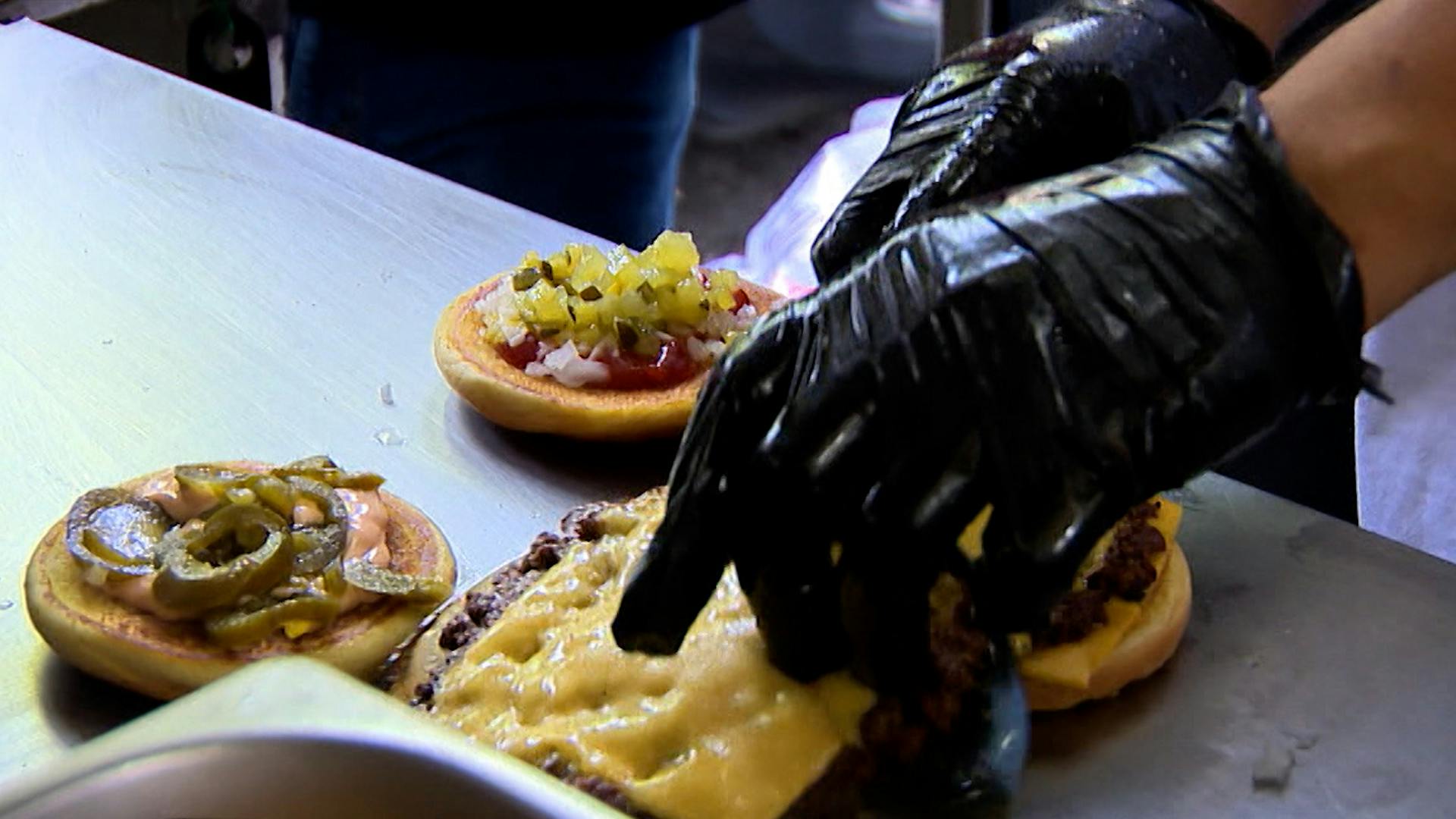 ¡Día de la hamburguesa! Checa la imperdible recomendación de Rahmar