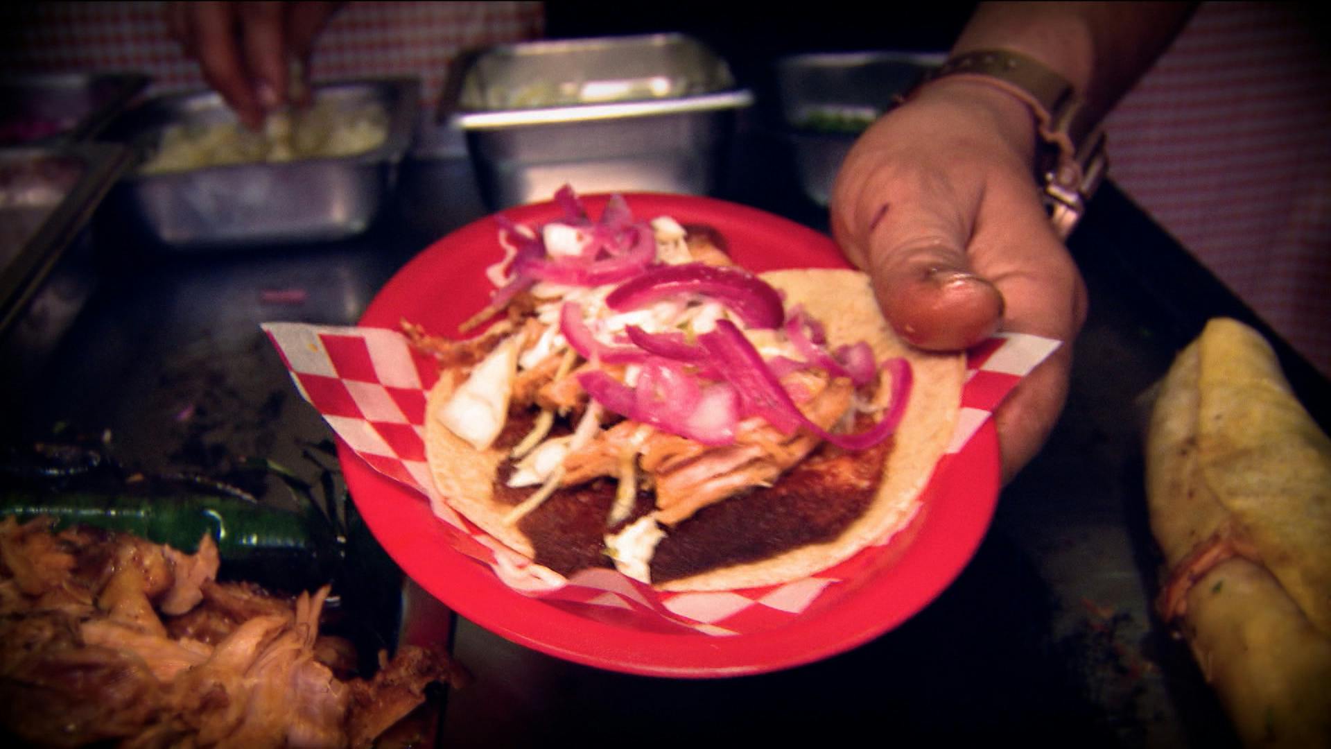 ¡De rechupete! Aquí podrás comer unos de los mejores tacos de cochinita