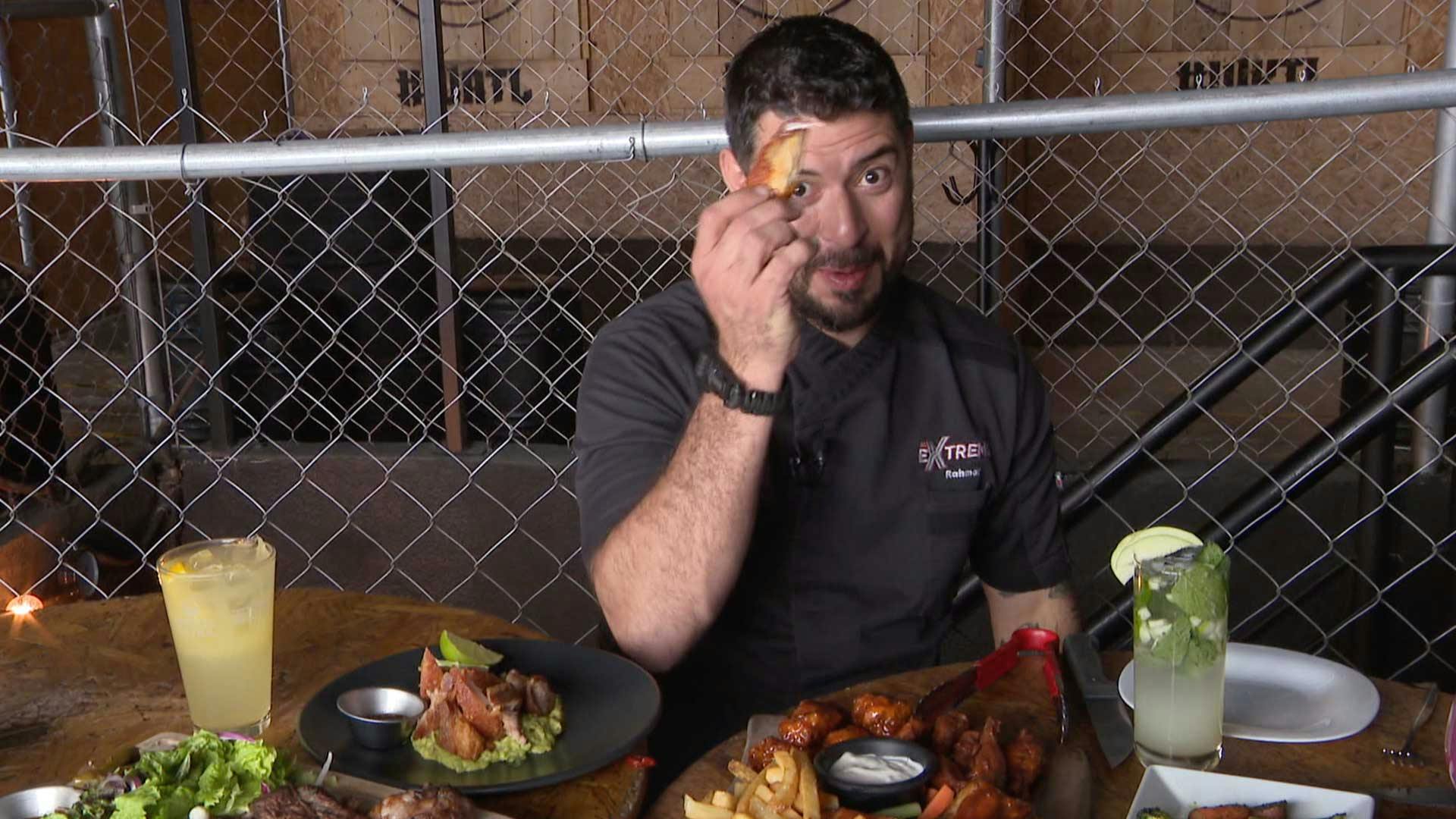 En este lugar además de comer riquísimos cortes, te diviertes