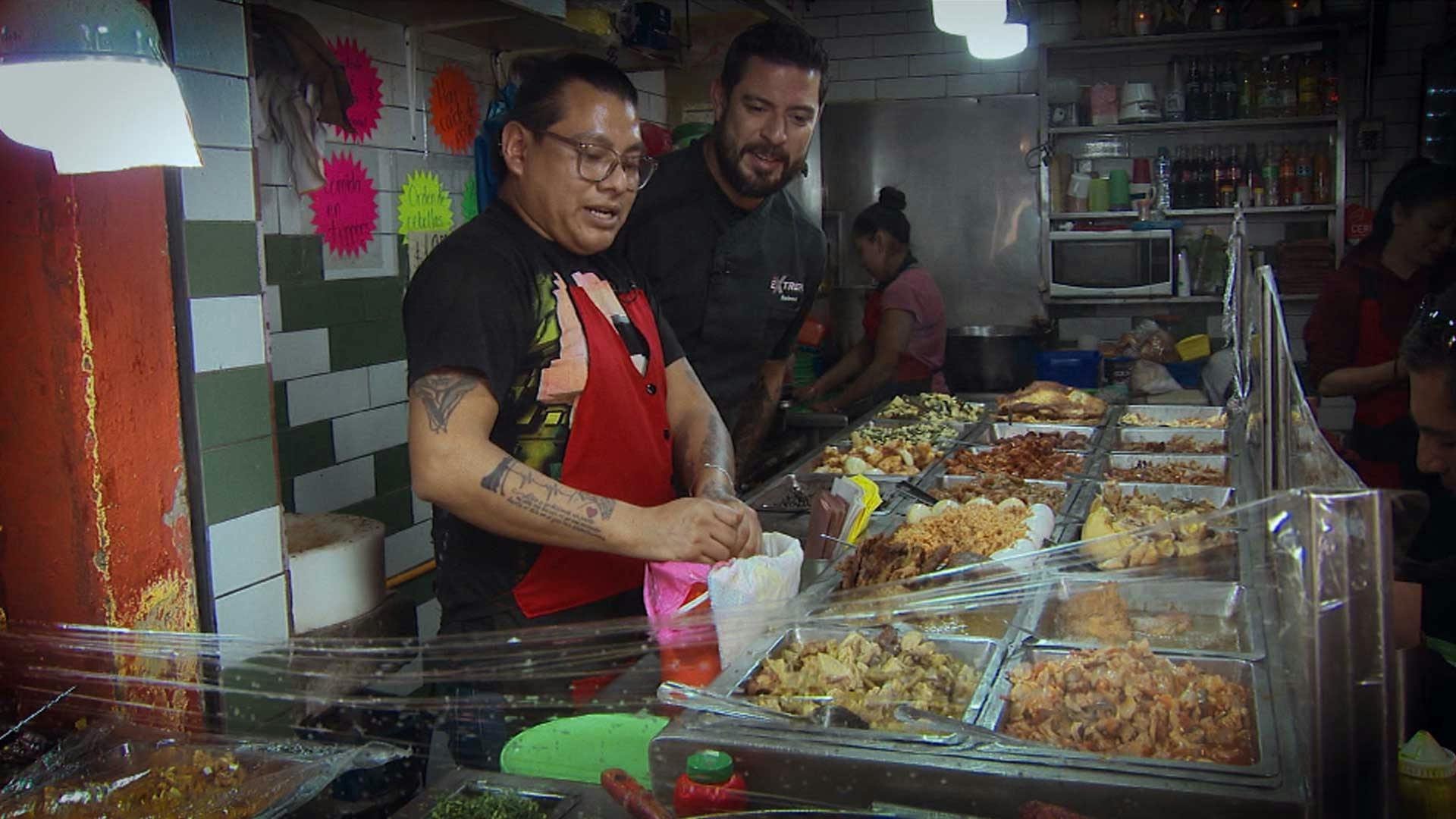 Riquísimos y únicos tacos de guisado, en el mercado de San Ángel