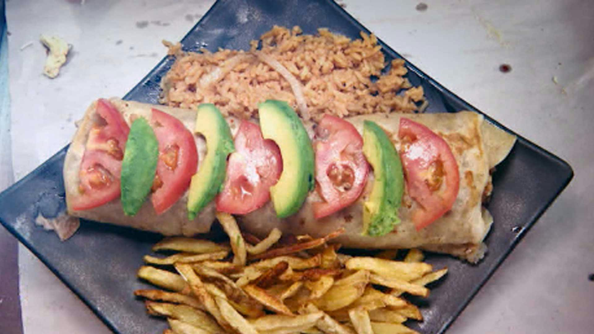 ¡Un burrito de casi medio kilo, que está para chuparse los dedos!