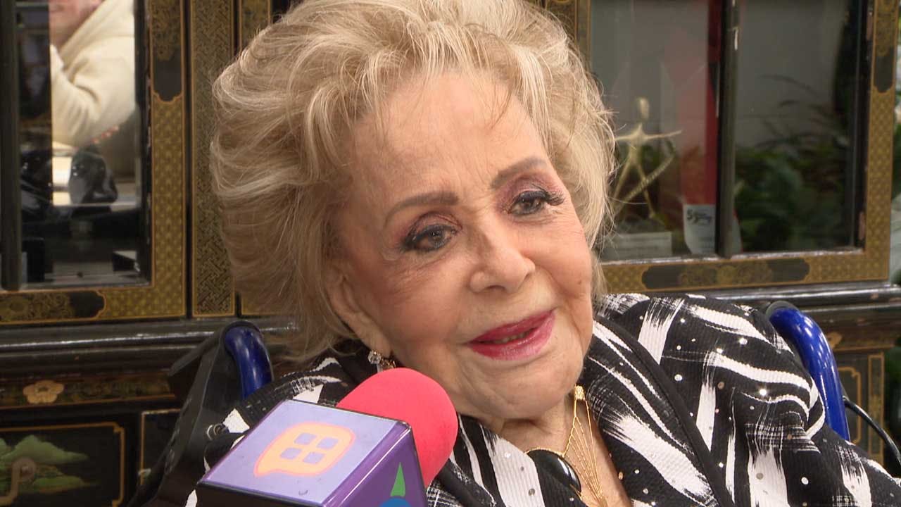 Programa 11 de noviembre de 2024 | Silvia Pinal ya sabe que Apolo no es su nieto