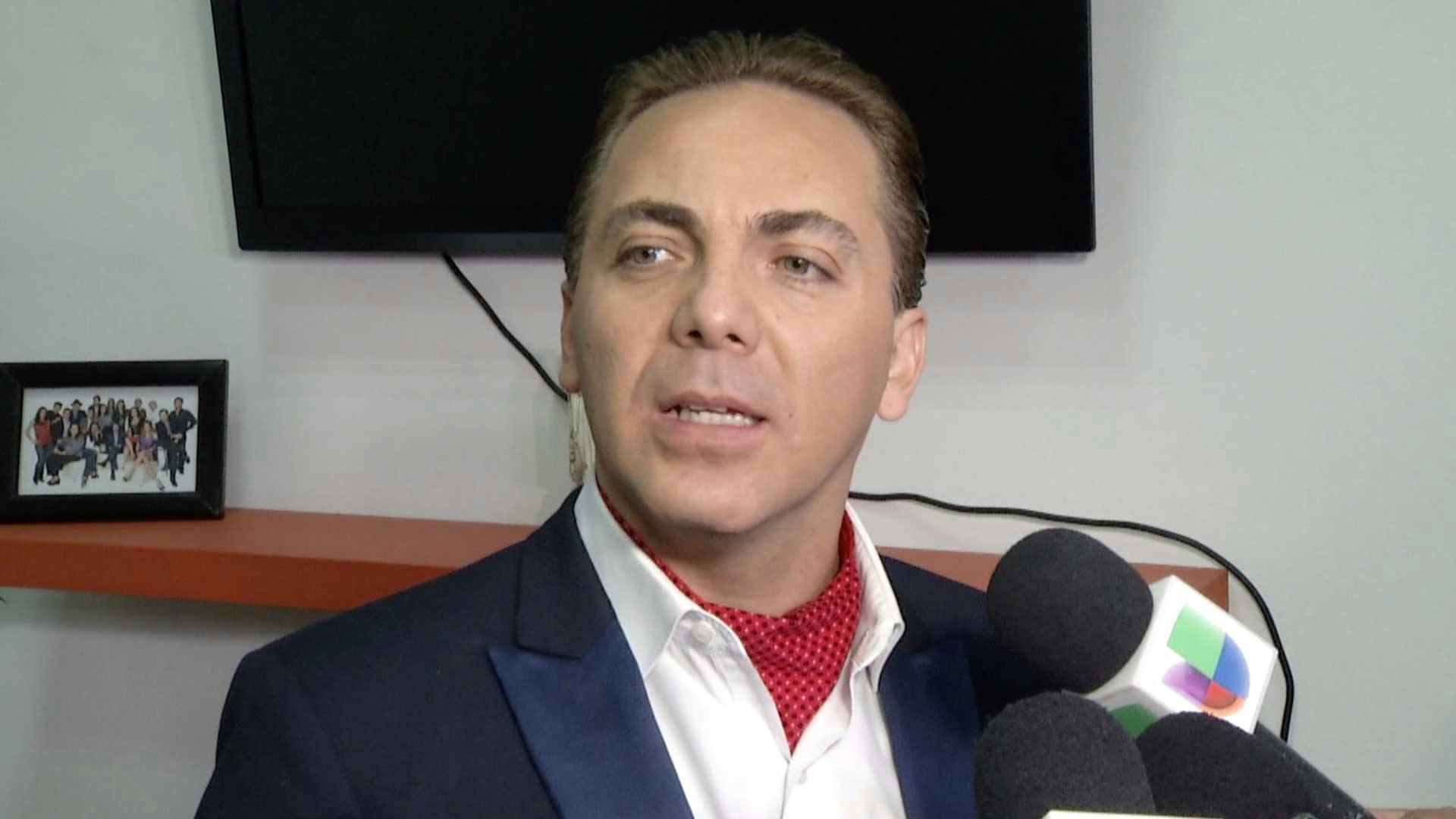 Cristian Castro confirma boda con Mariela Sánchez en diciembre