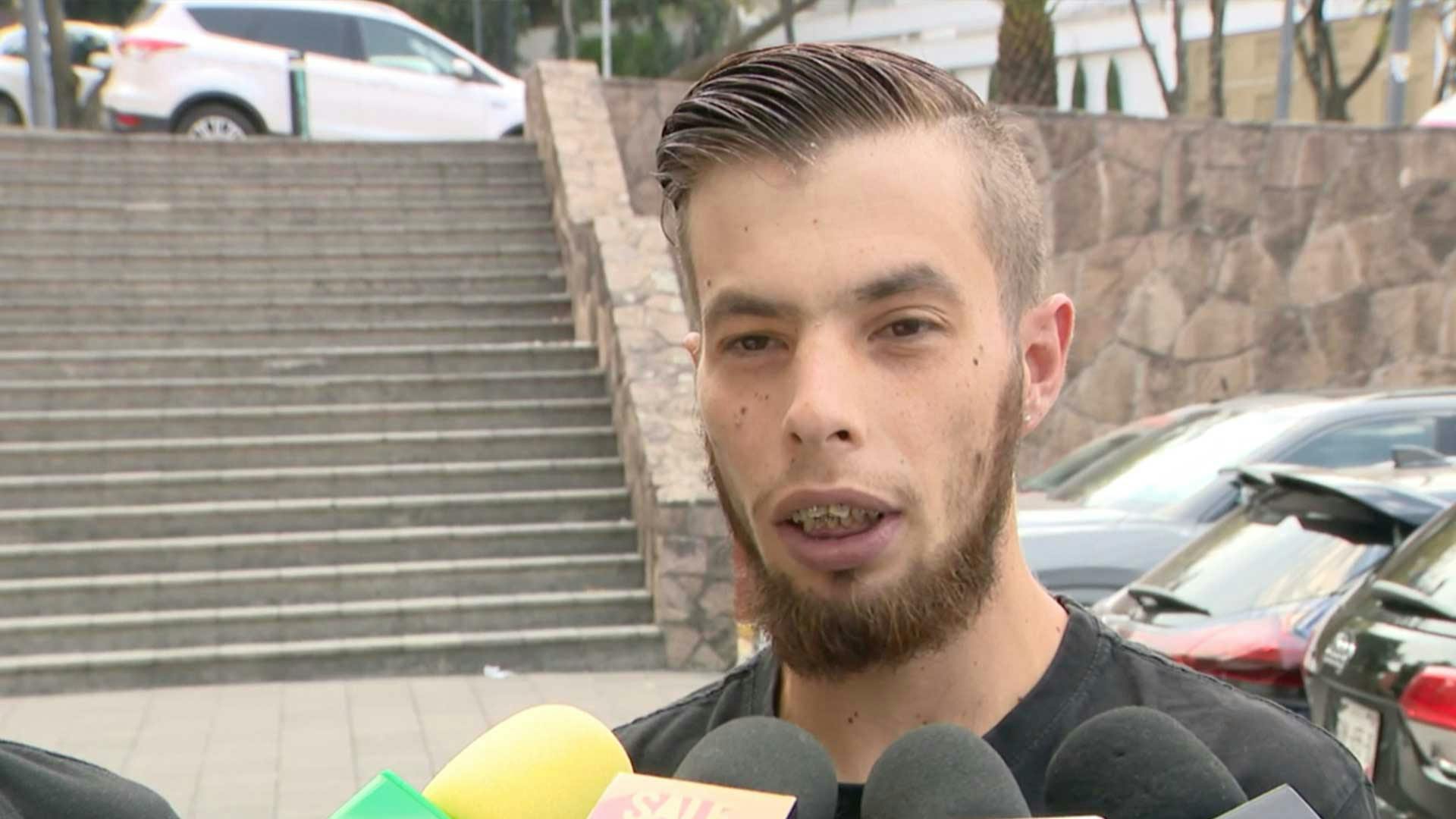 "Ya me tocaba volar": Nieto de 'Cantinflas' se despide de clínica de Julio César Chávez 