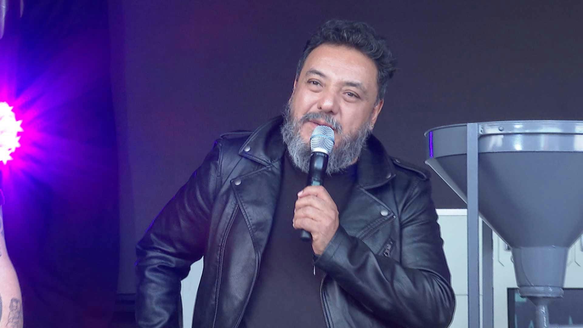 Paco Ayala de Molotov revela el infierno que vivió su padre en un asilo