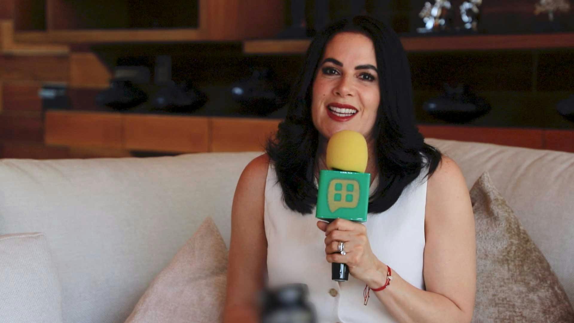 ¿Esposa de Alejandro Fernández en la espera de un nuevo bebé? 