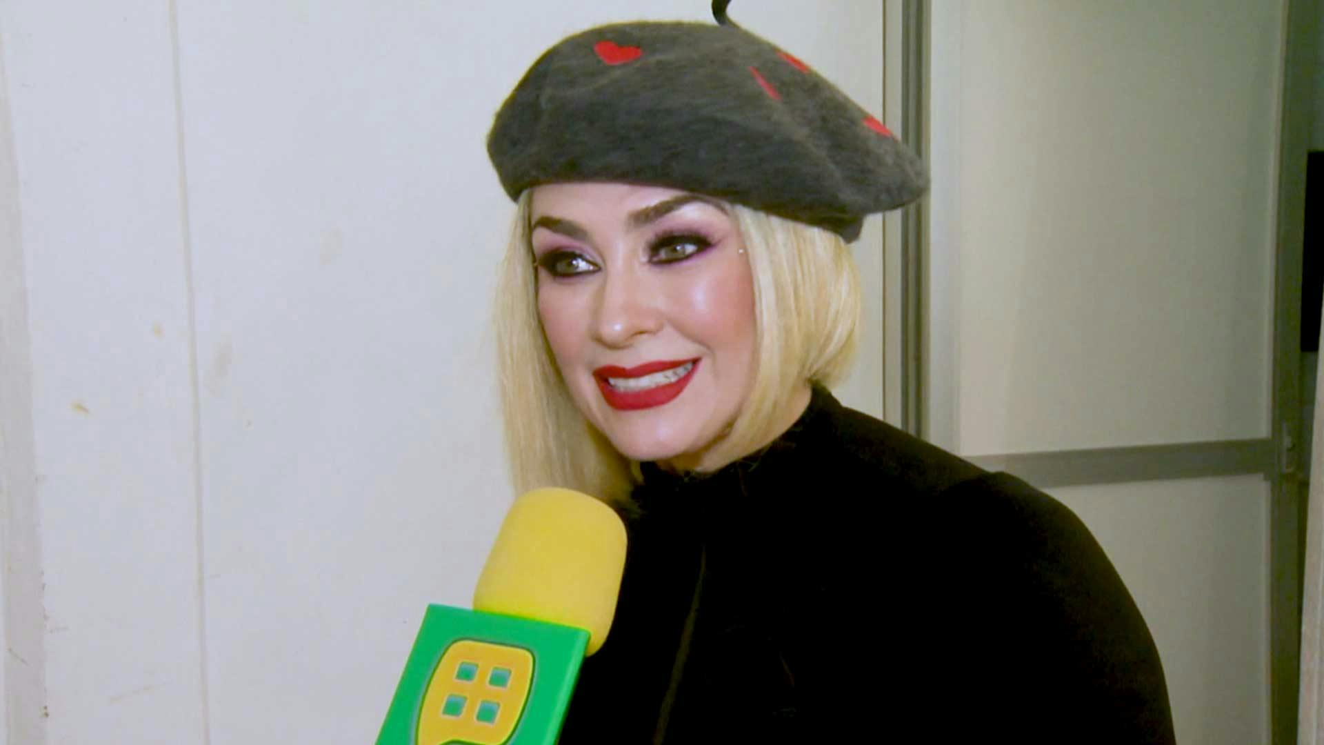 Aracely Arámbula aclara que sus hijos no quieren llevar una vida pública