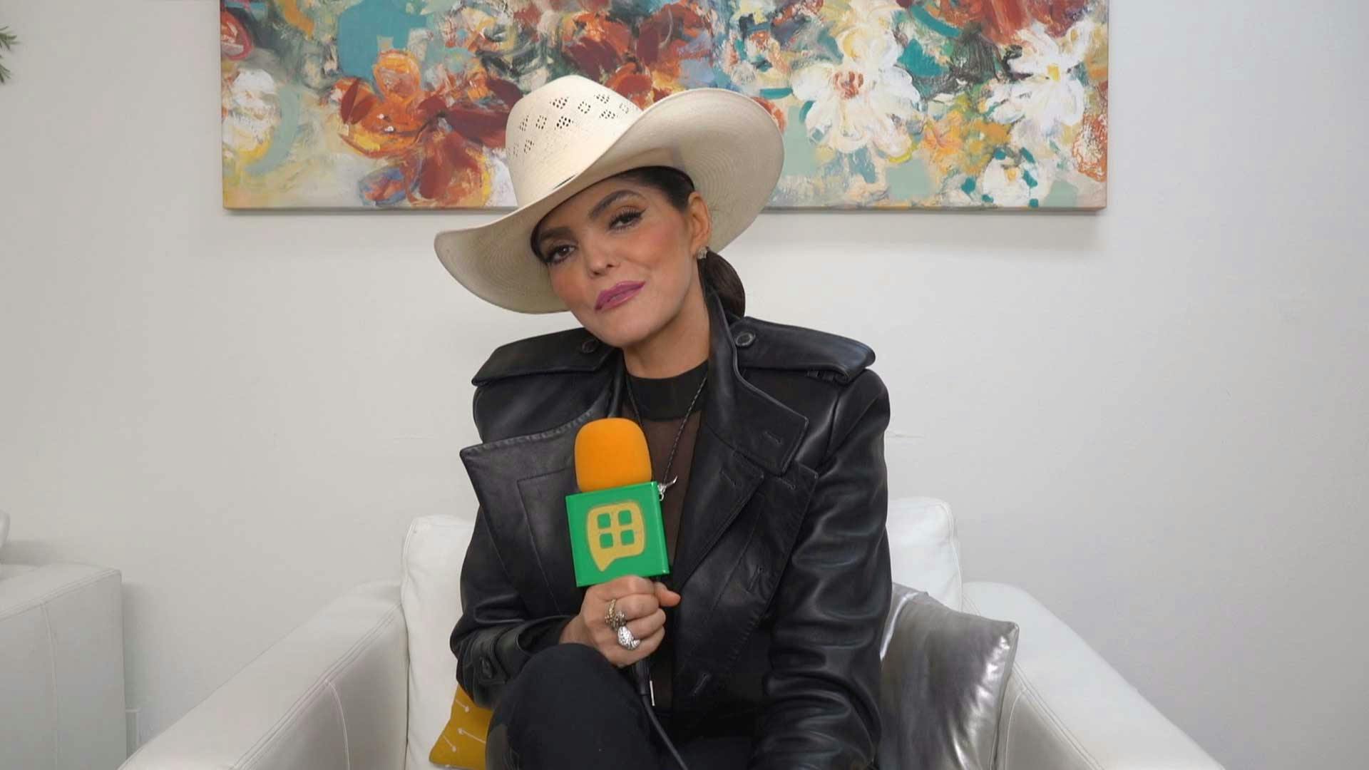 Ana Bárbara destrozada por la muerte de Paquita la del Barrio