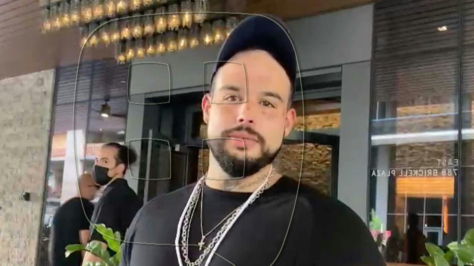 Emiliano Aguilar se confiesa fan de Cazzu desde antes del triángulo amoroso