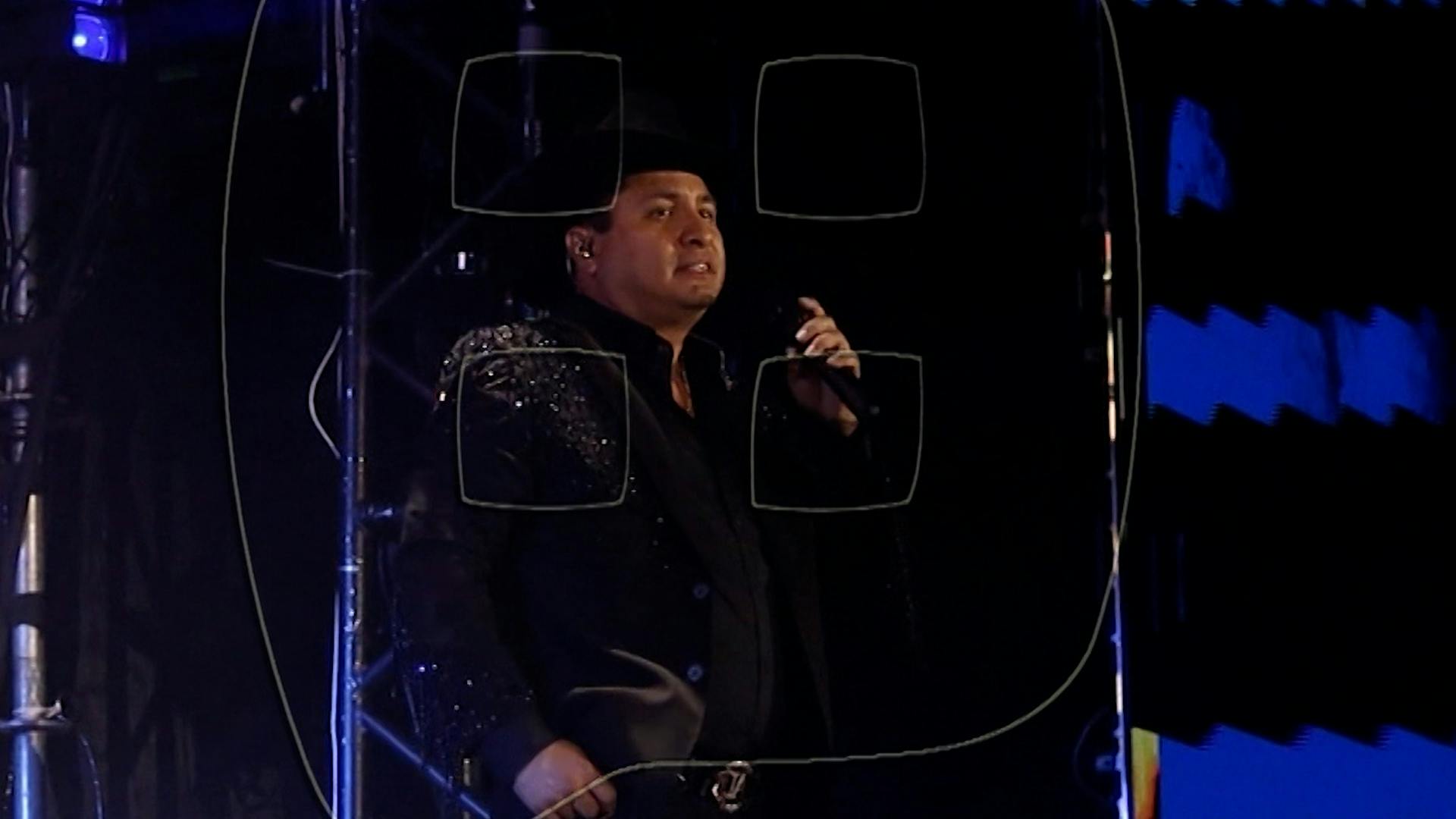 Explosión a las afueras del concierto de Julión Álvarez y Alfredo Olivas