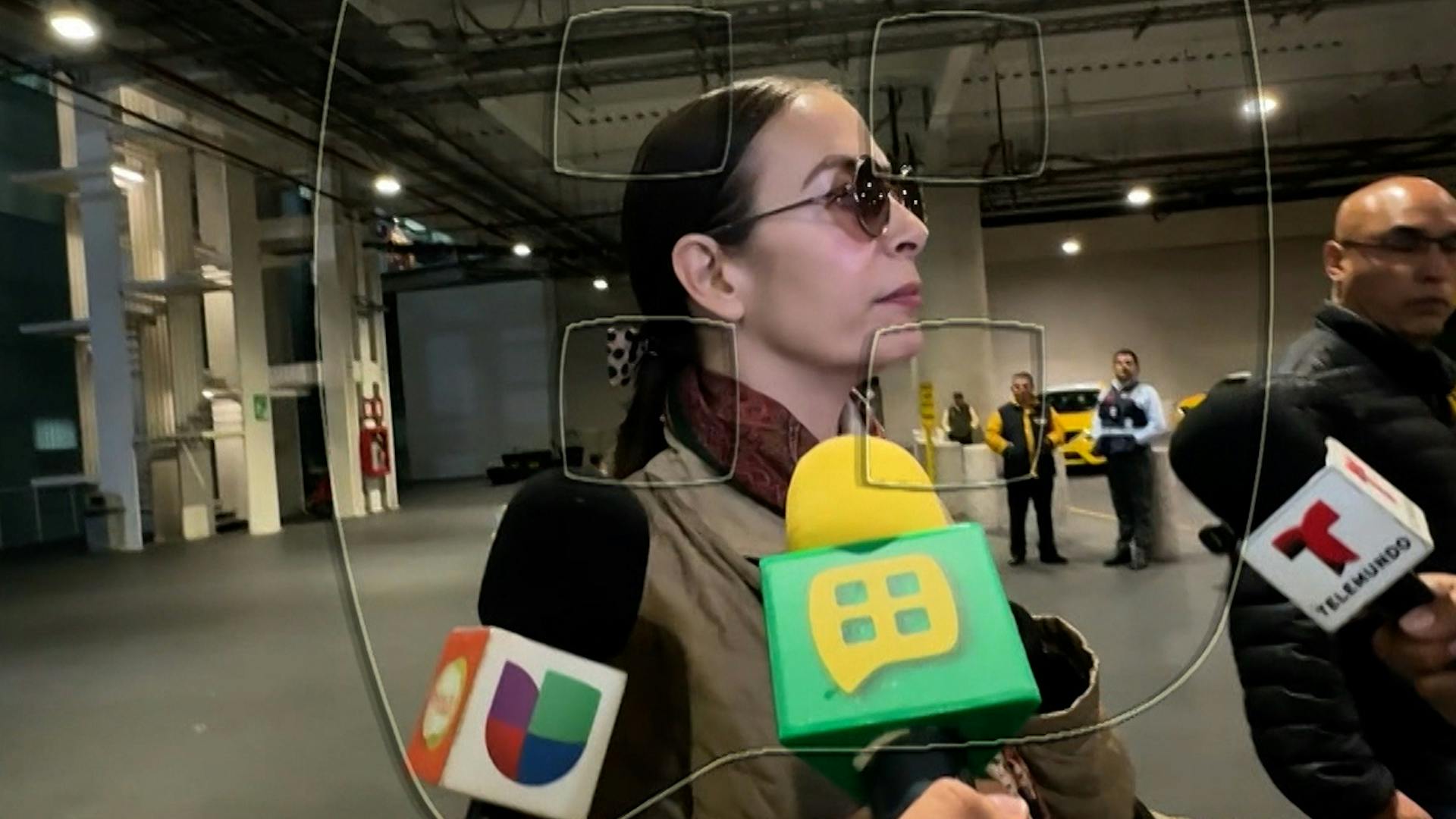 Sasha Sokol en espera de la resolución de su caso contra Luis de Llano