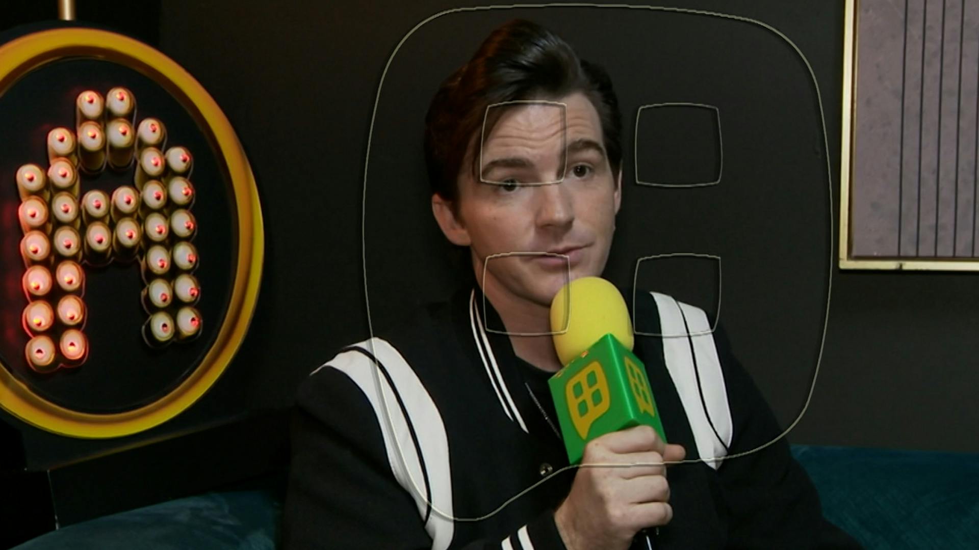 Drake Bell visitó de sorpresa a los alumnos en La Academia