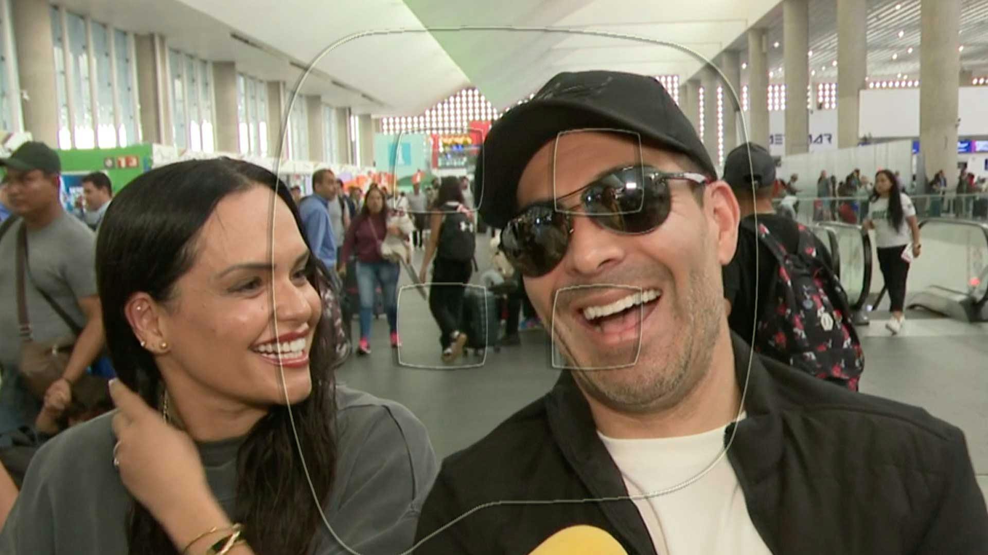 Omar Chaparro revela que su esposa fue el cupido de Mauricio Ochmann