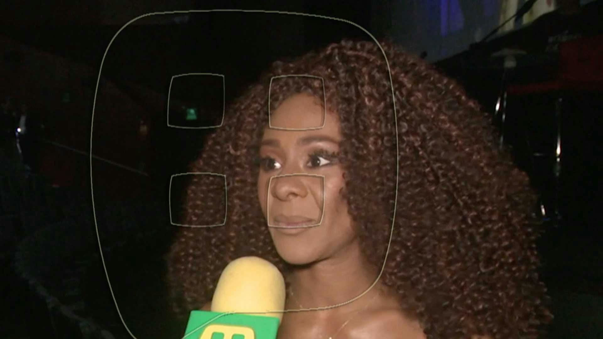 M’balia planea una boda en grande con su pareja Alex Tinajero