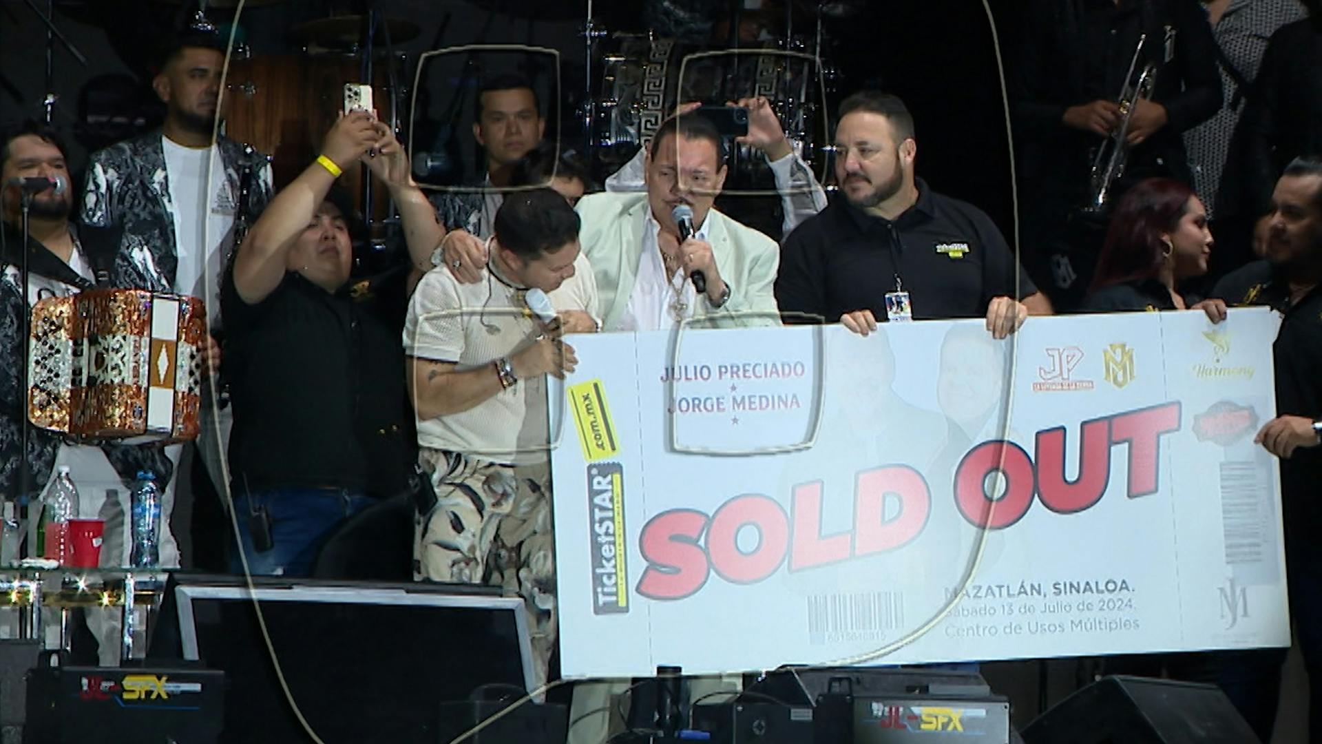 Julio Preciado y Jorge Medina se presentaron con éxito en su natal Mazatlán
