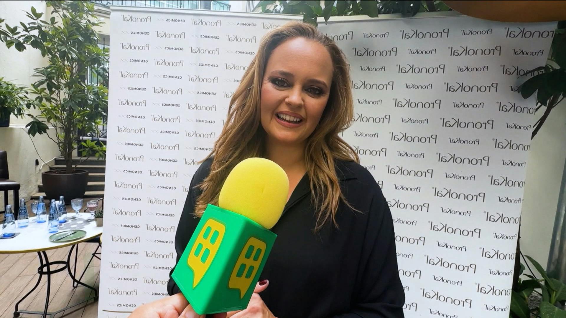 Shaila Dúrcal reacciona a los problemas de salud de Camilo Blanes