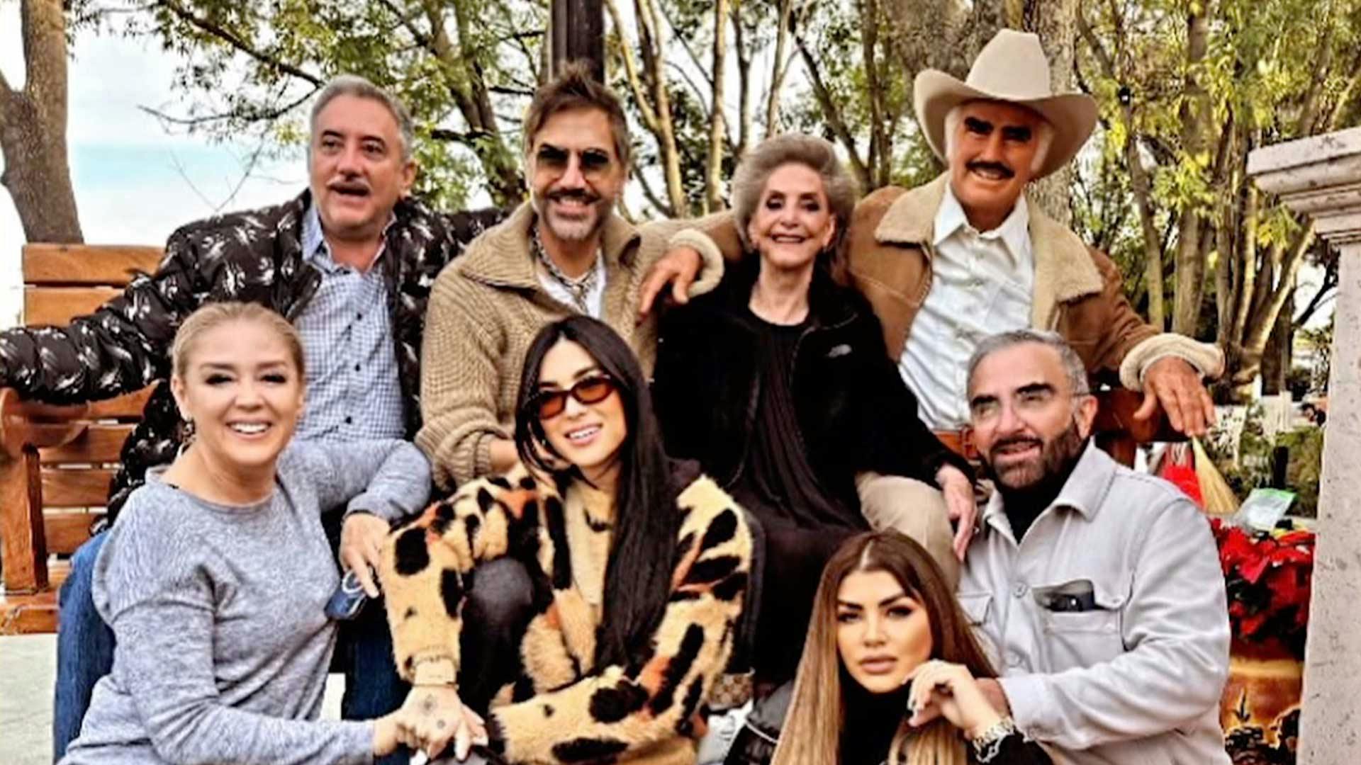 Se celebró el segundo aniversario luctuoso de Vicente Fernández