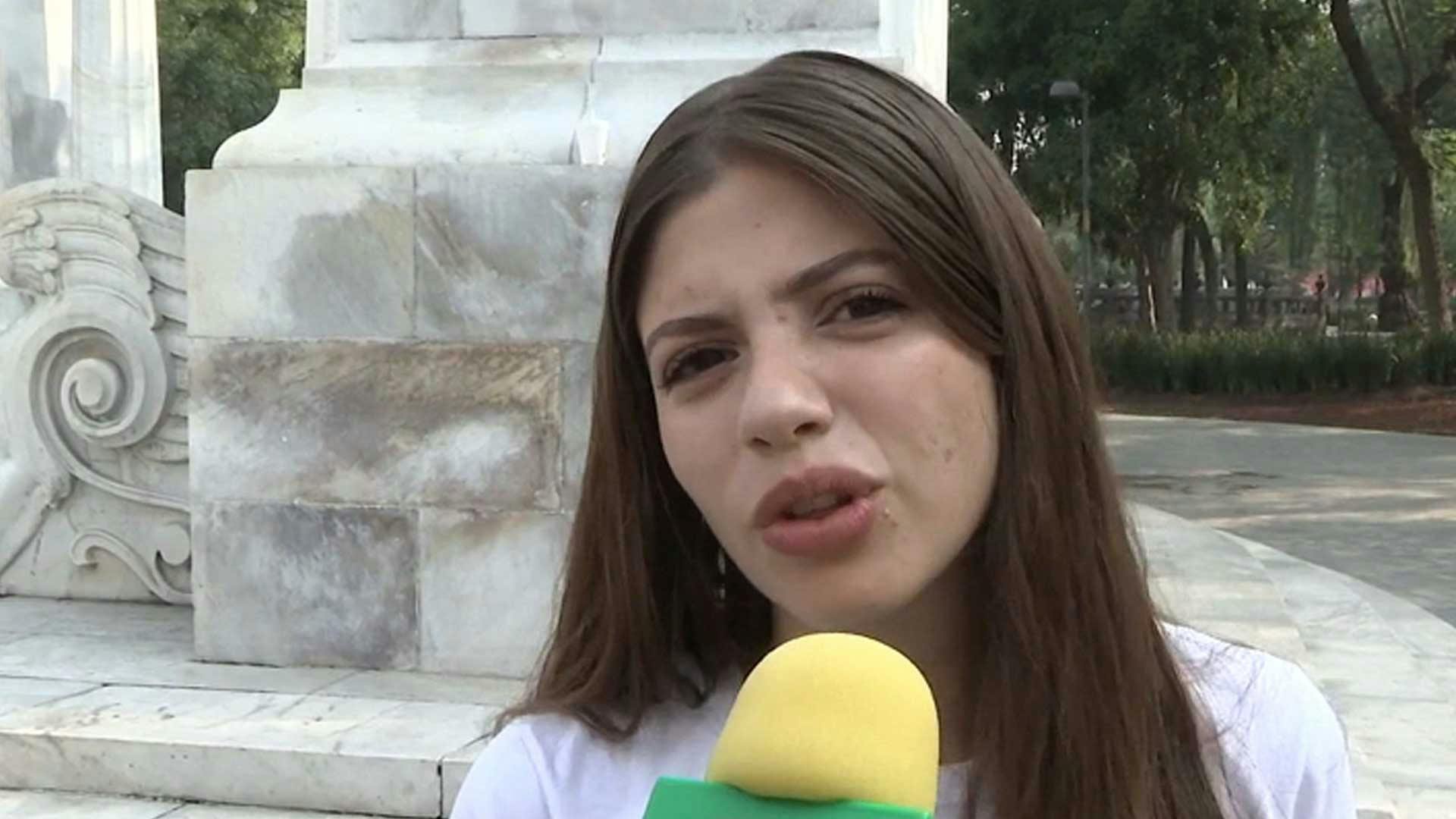 Daniela Parra encabezó manifestación en favor de su padre, Héctor "N".