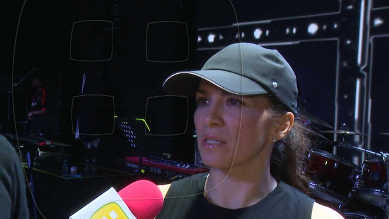 Alessandra Rosaldo descarta separación de su pareja Eugenio Derbez.