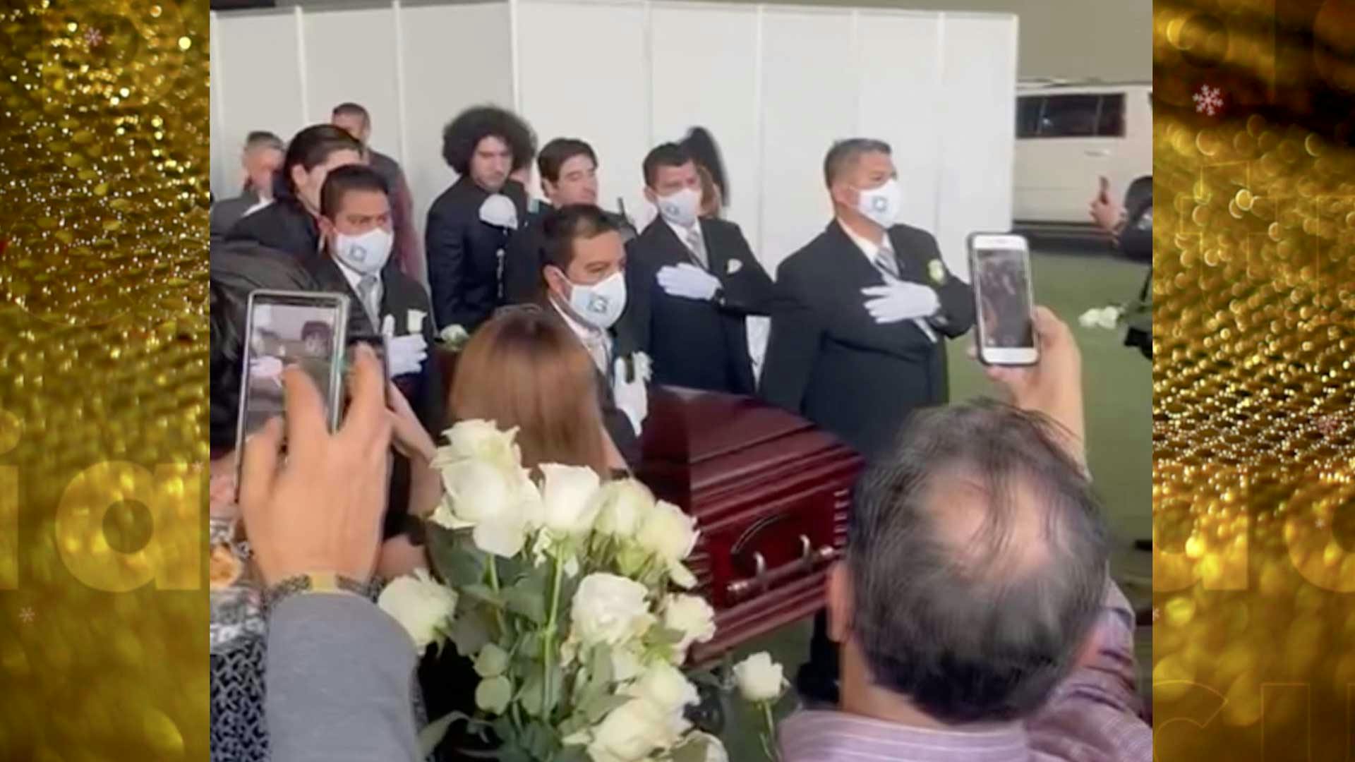 Tenemos todos los detalles del último adiós al gran Vicente Fernández.