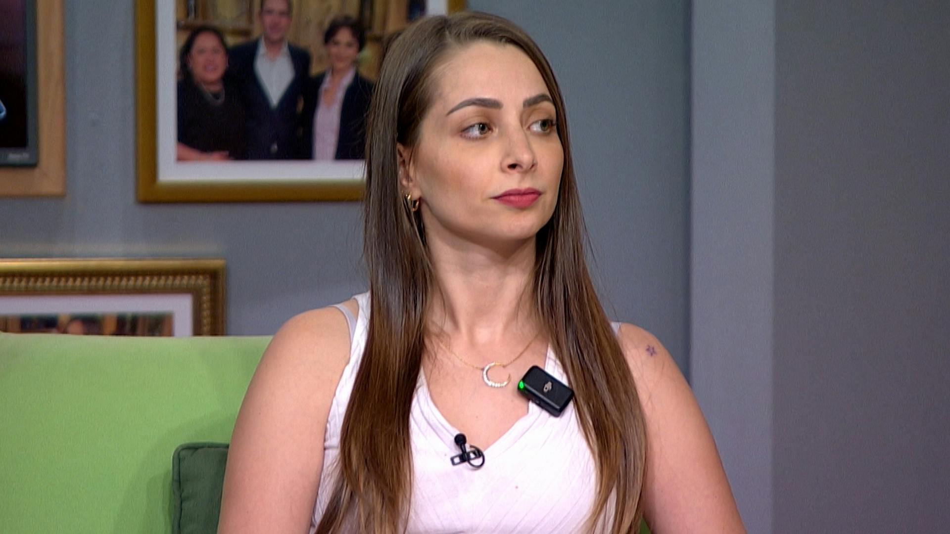 Yoseline Hoffman visitó el foro para hablar de su arresto administrativo