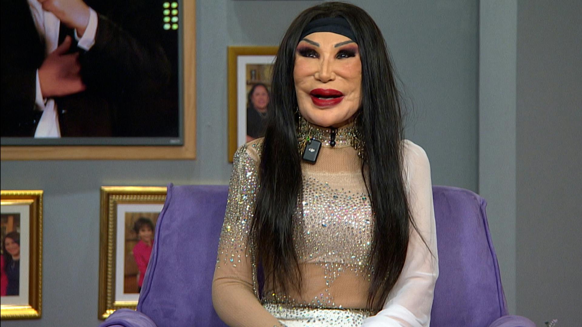 Lyn May visitó el foro de Ventaneando para hablar de Perfume de Gardenia