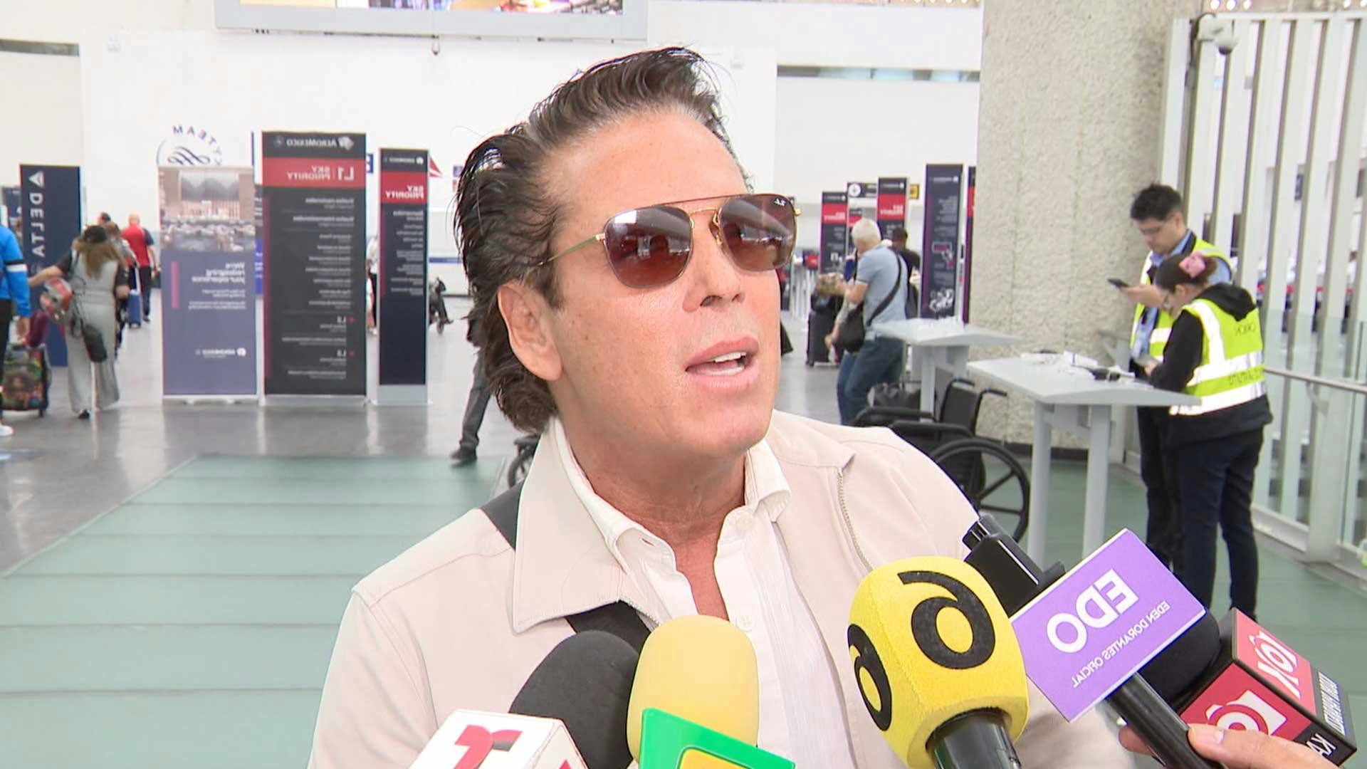 Roberto Palazuelos denuncia que la viuda de Andrés García se esconde de la ley