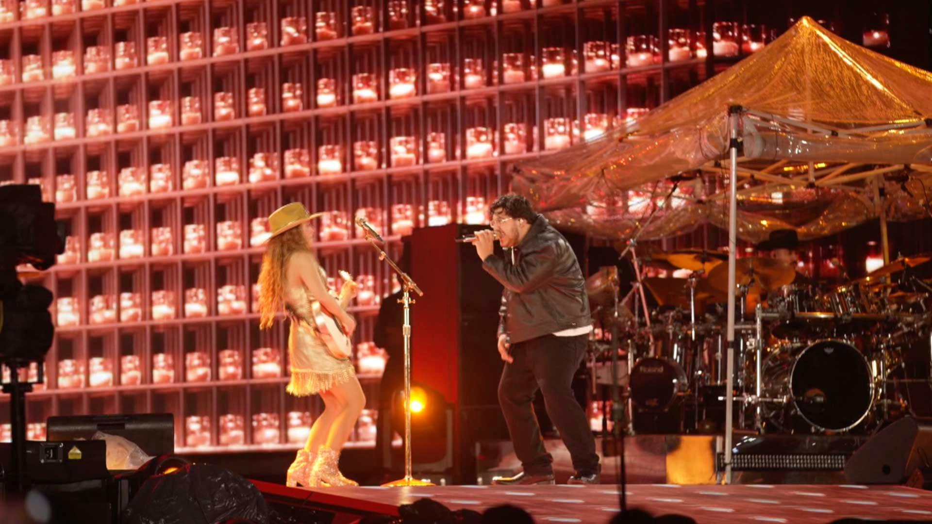 Shakira sorprendió al público mexicano con un invitado especial